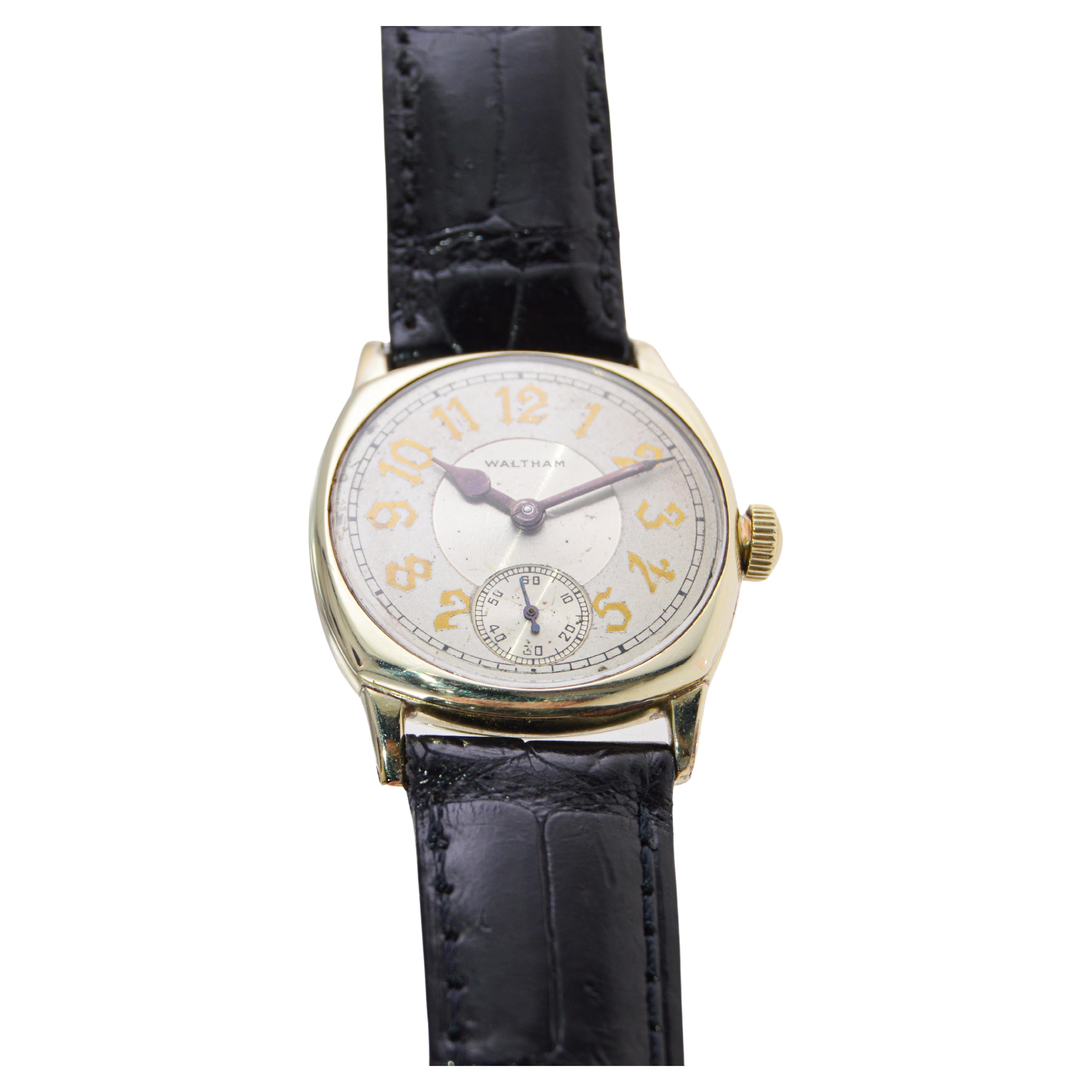Women's or Men's Waltham Yellow Gold Filled Art Deco Cushion Shaped Watch from 1926 For Sale