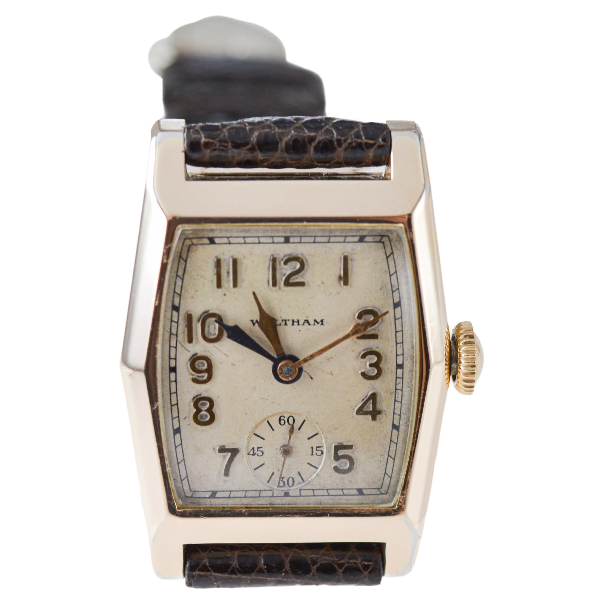 Waltham Yellow Gold Filled Art Deco Dual Time Watch with Original Dial and Strap (Montre à double fuseau horaire avec cadran et bracelet d'origine) 7