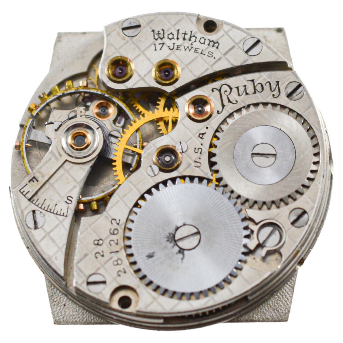 Waltham Yellow Gold Filled Art Deco Dual Time Watch with Original Dial and Strap (Montre à double fuseau horaire avec cadran et bracelet d'origine) 12