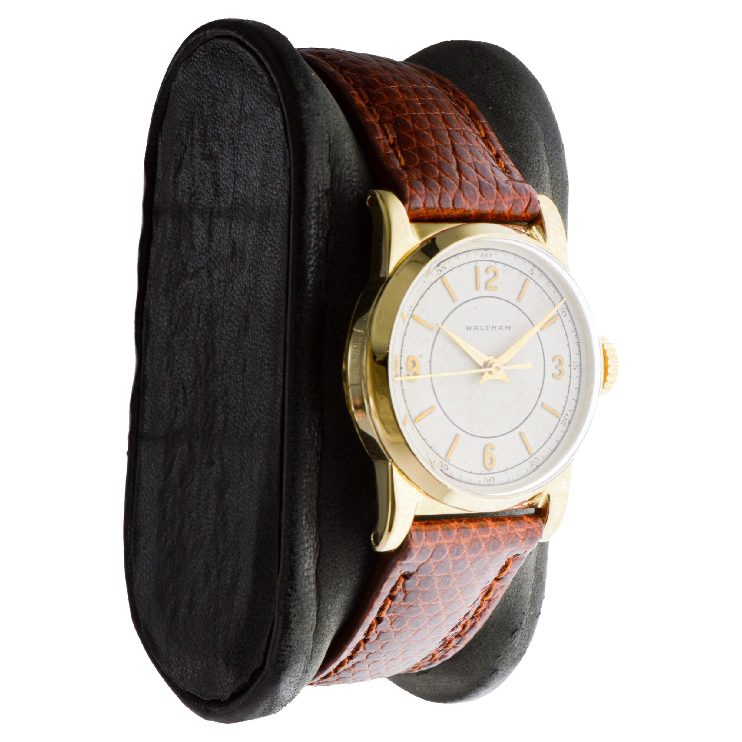 FACTORY / HOUSE: Waltham Watch Company
STYLE / REFERENCE: Art Deco / Round Style
METAL / MATERIAL: Yellow Gold Filled
CIRCA / YEAR: 1934
DIMENSIONS / SIZE: Length 38mm Lug Tip to Lug Tip X Diameter 27mm
MOVEMENT / CALIBER: Manual Winding / 17 Jewels