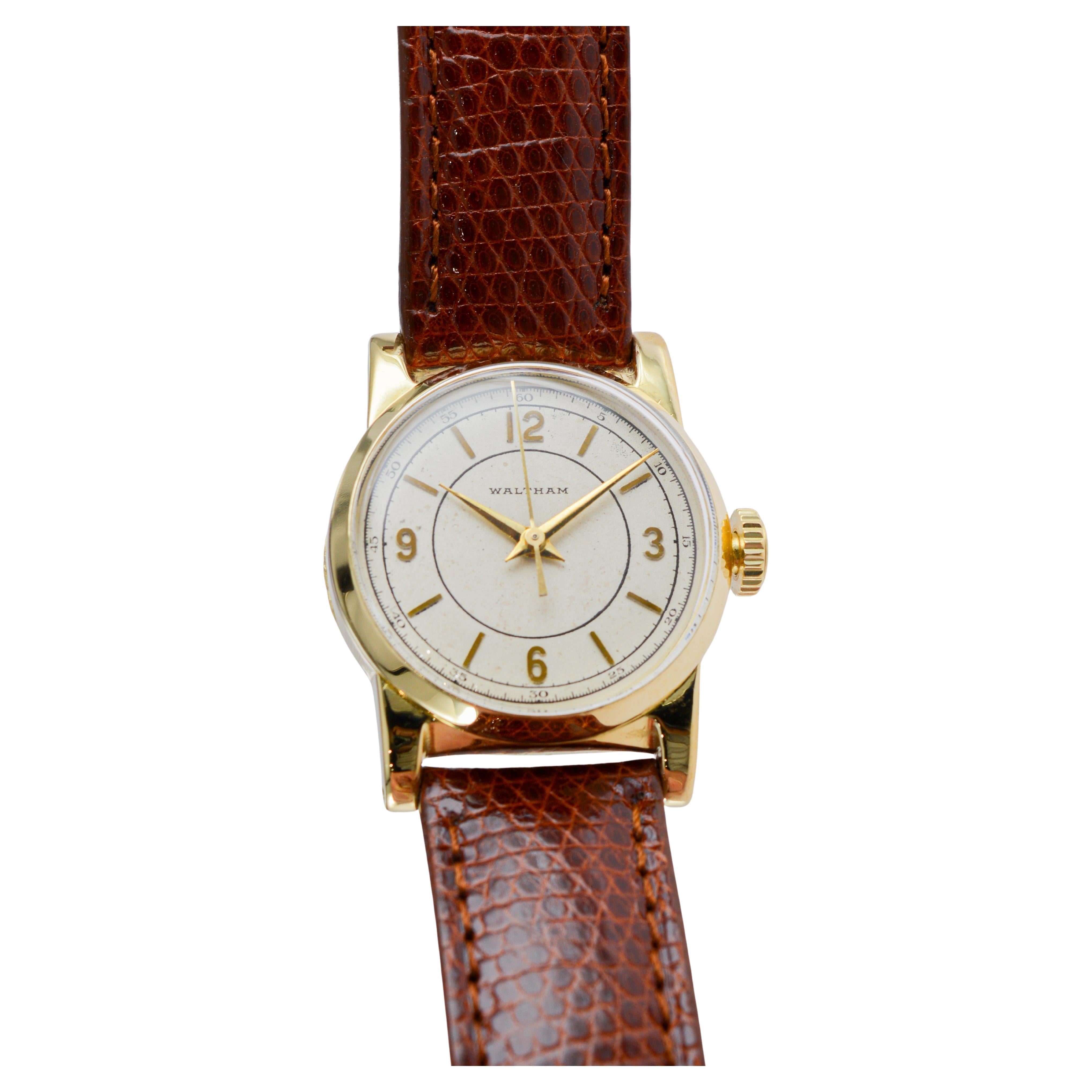 Waltham Yellow Gold Filled Art Deco Sweep Seconds Watch circa 1934 For Sale 4