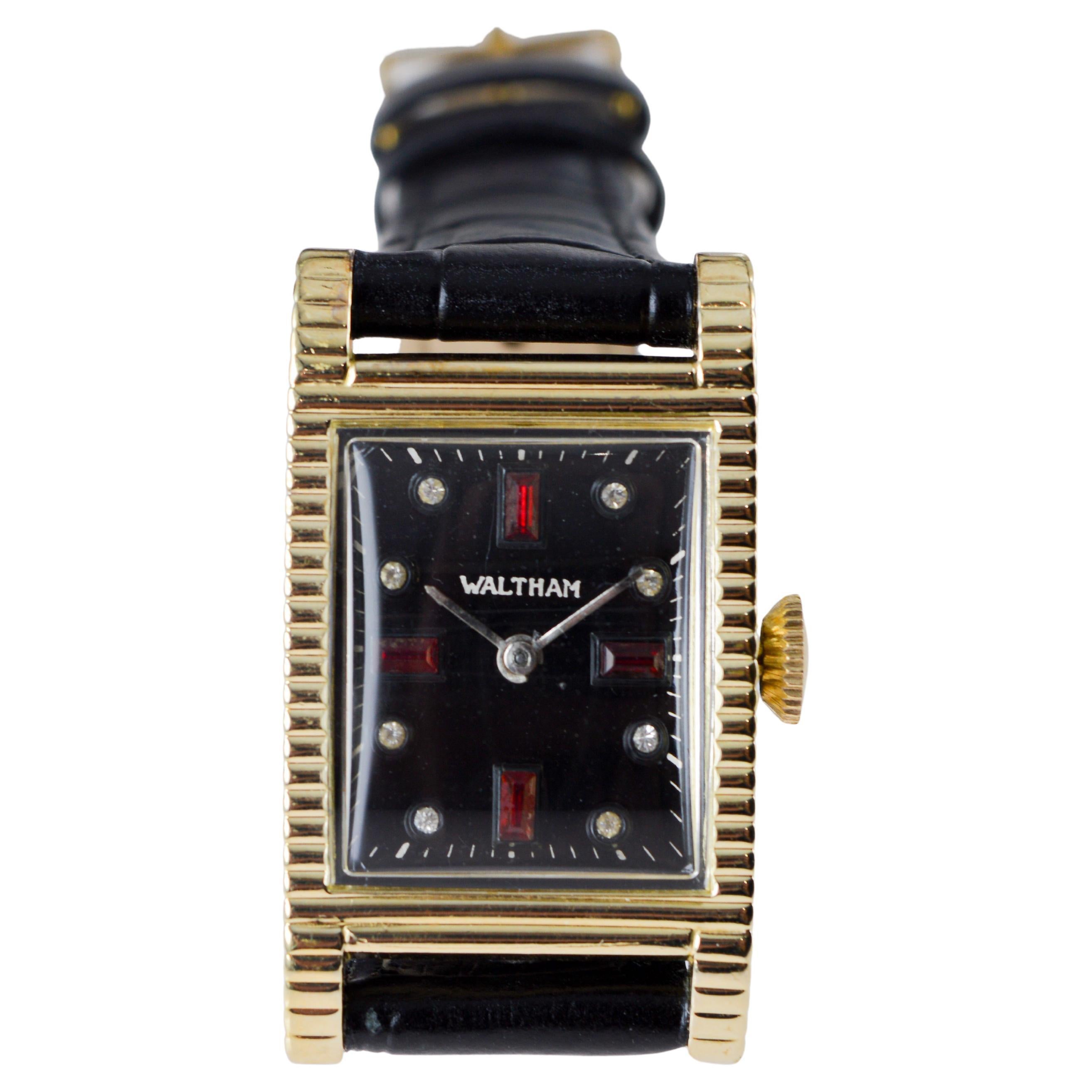 Reloj Waltham Estilo Tanque Art Decó Lleno de Oro Amarillo Años 40 en venta 7