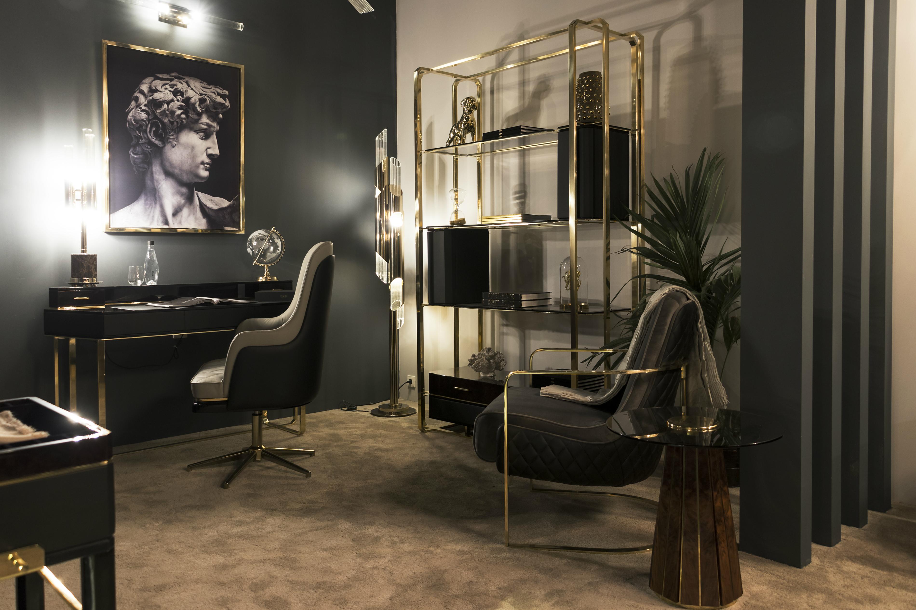 Libreria Waltz in ottone e Wood con vetro fumè e pelle nera In condizioni Nuovo in vendita a New York, NY