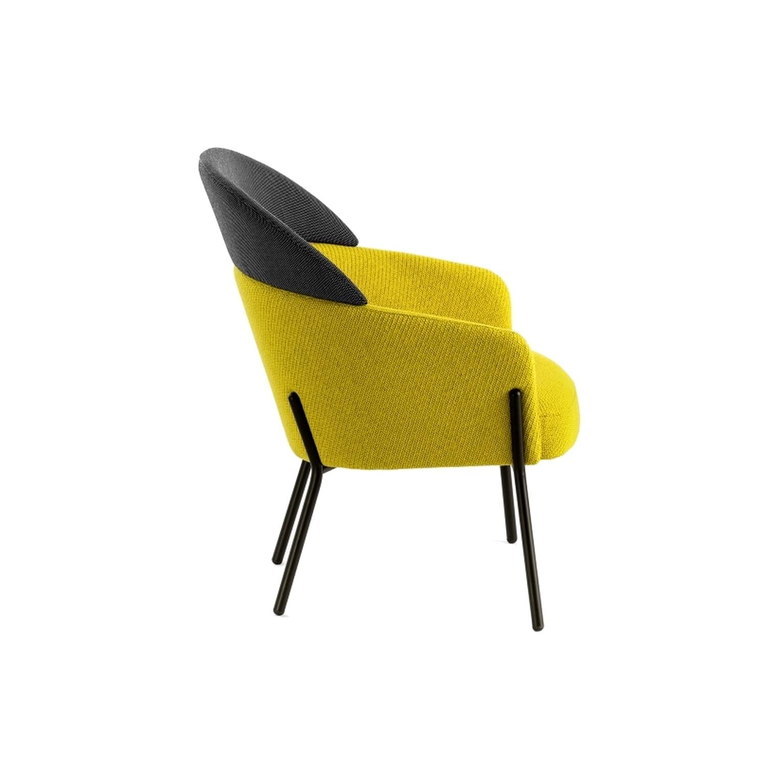 Wam Yellow Lounge Chair:: entworfen von Marco Zito:: hergestellt in Italien (Moderne) im Angebot