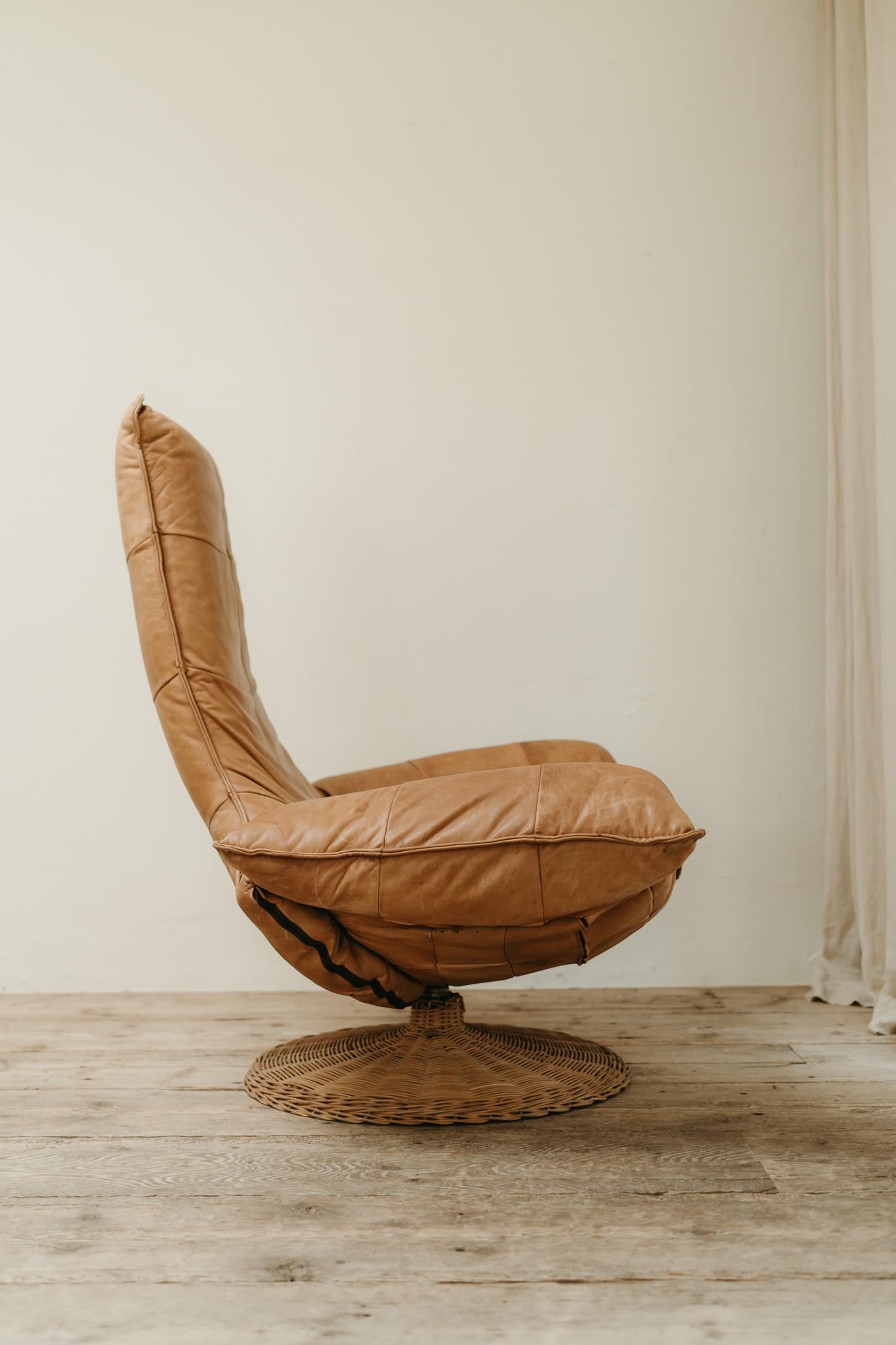 Leather Wammes Lounge chair by Gerard Van den Berg for Montis