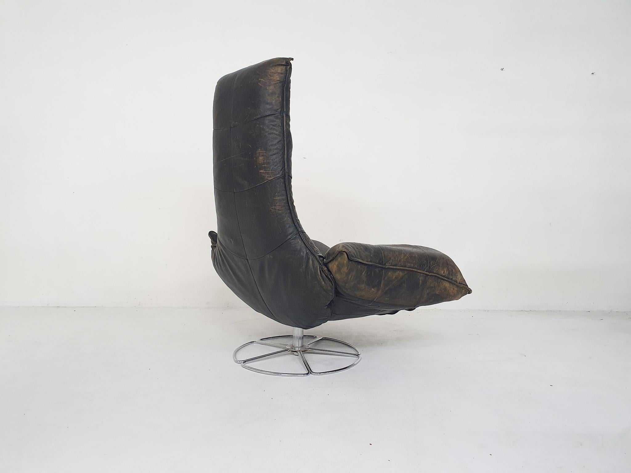 20th Century Wammes lounge chair by Gerard van den Berg for Montis, The Netherlands  For Sale