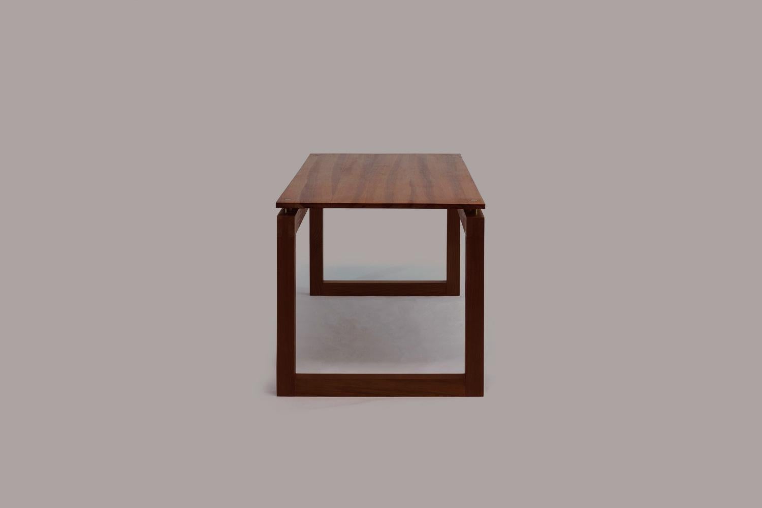 Wanaka Coffee Table in Solid Walnut — Mid-Century Modern Inspired by Studio Yann en Nuevo estado para la venta en København S, DK