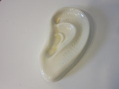 Wand 900 AM Radio Station Ceramic Ear Ashtray