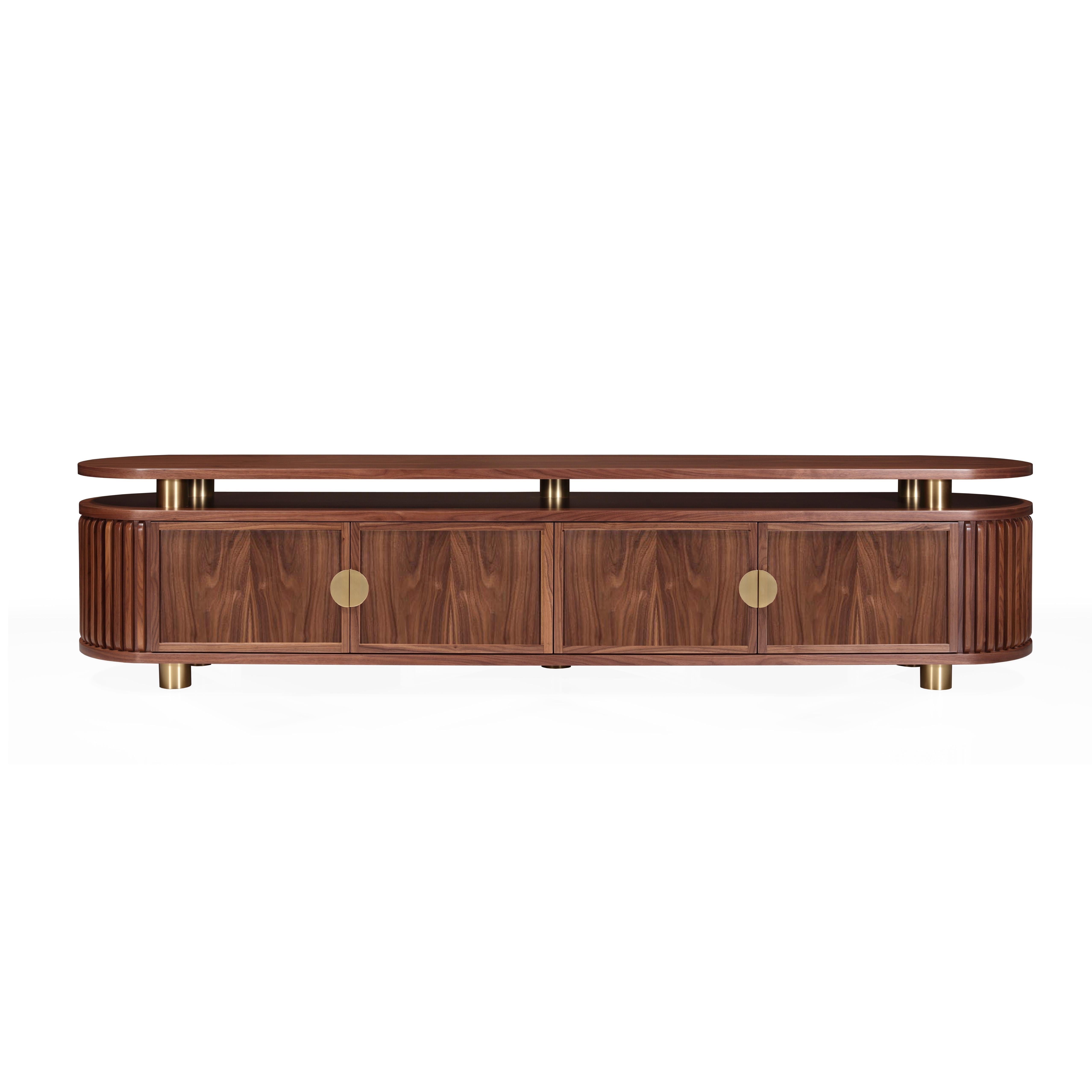 Wanda II - Eleganza della credenza in noce con dettagli in ottone e ante intarsiate in vendita 1