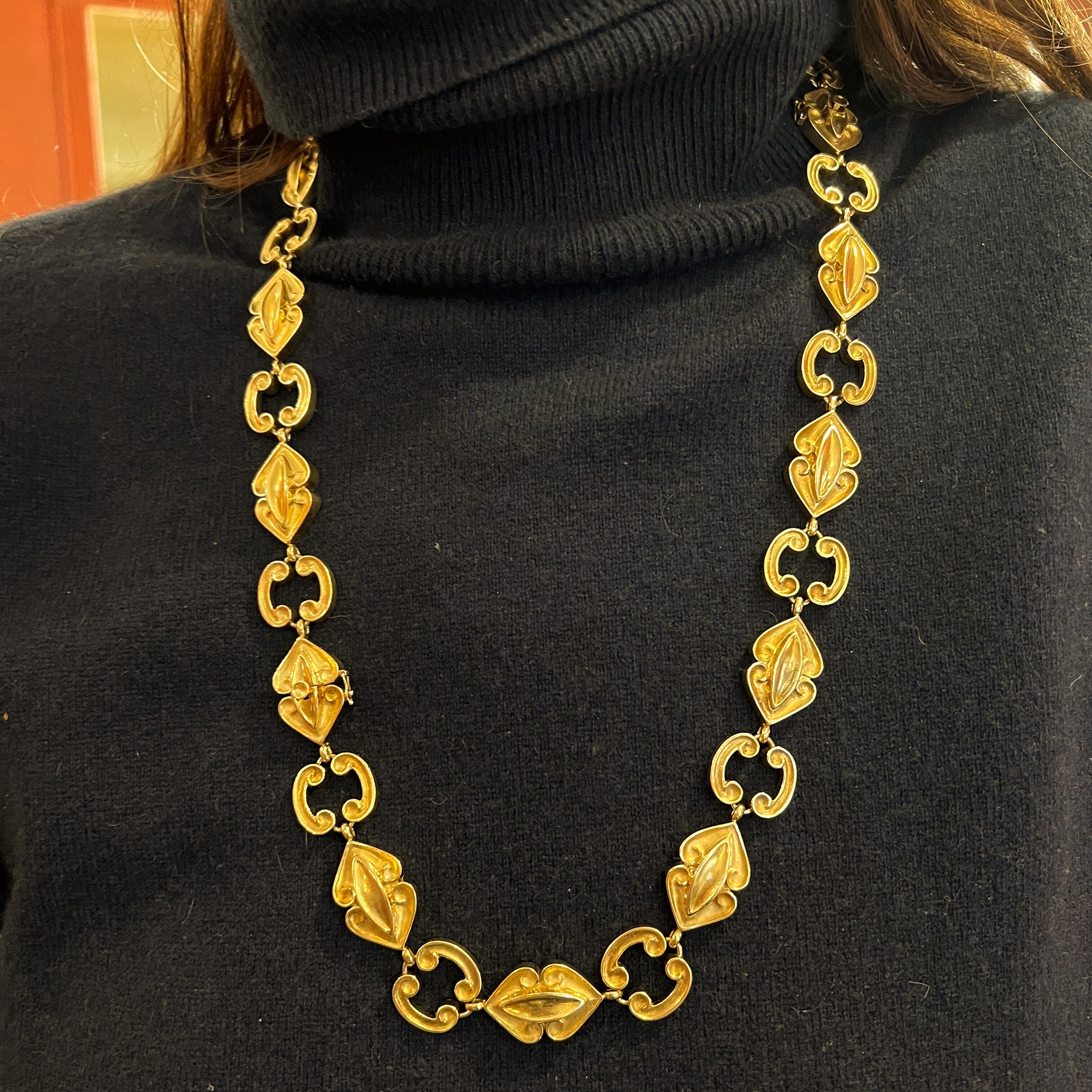 WANDER 1960er Jahre Lange Gold-Navette in Form einer Link-Halskette Damen im Angebot