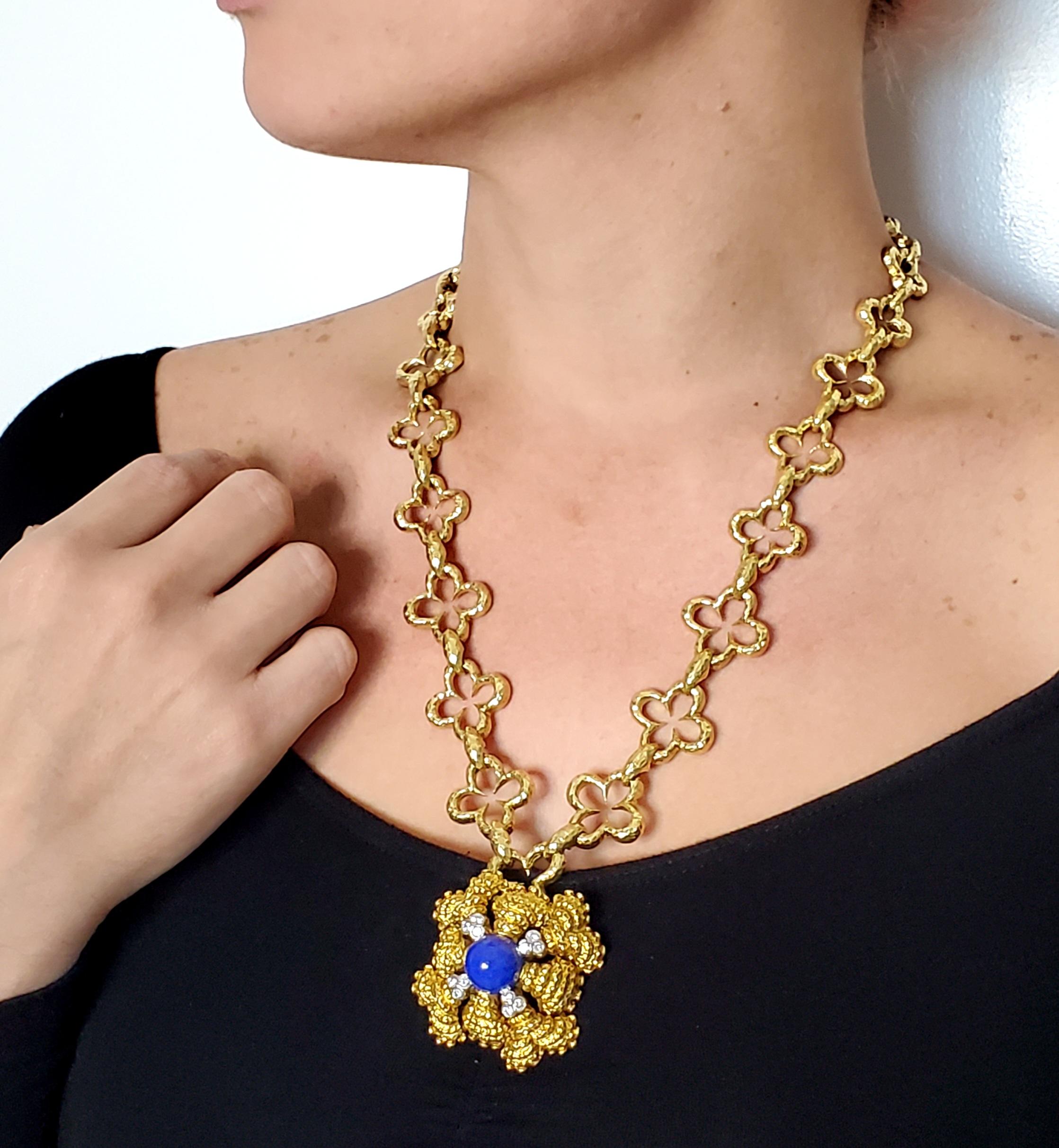 Women's Wander France 1960 Mid Century Graduated Alhambra Necklace In 18Kt Yellow Gold