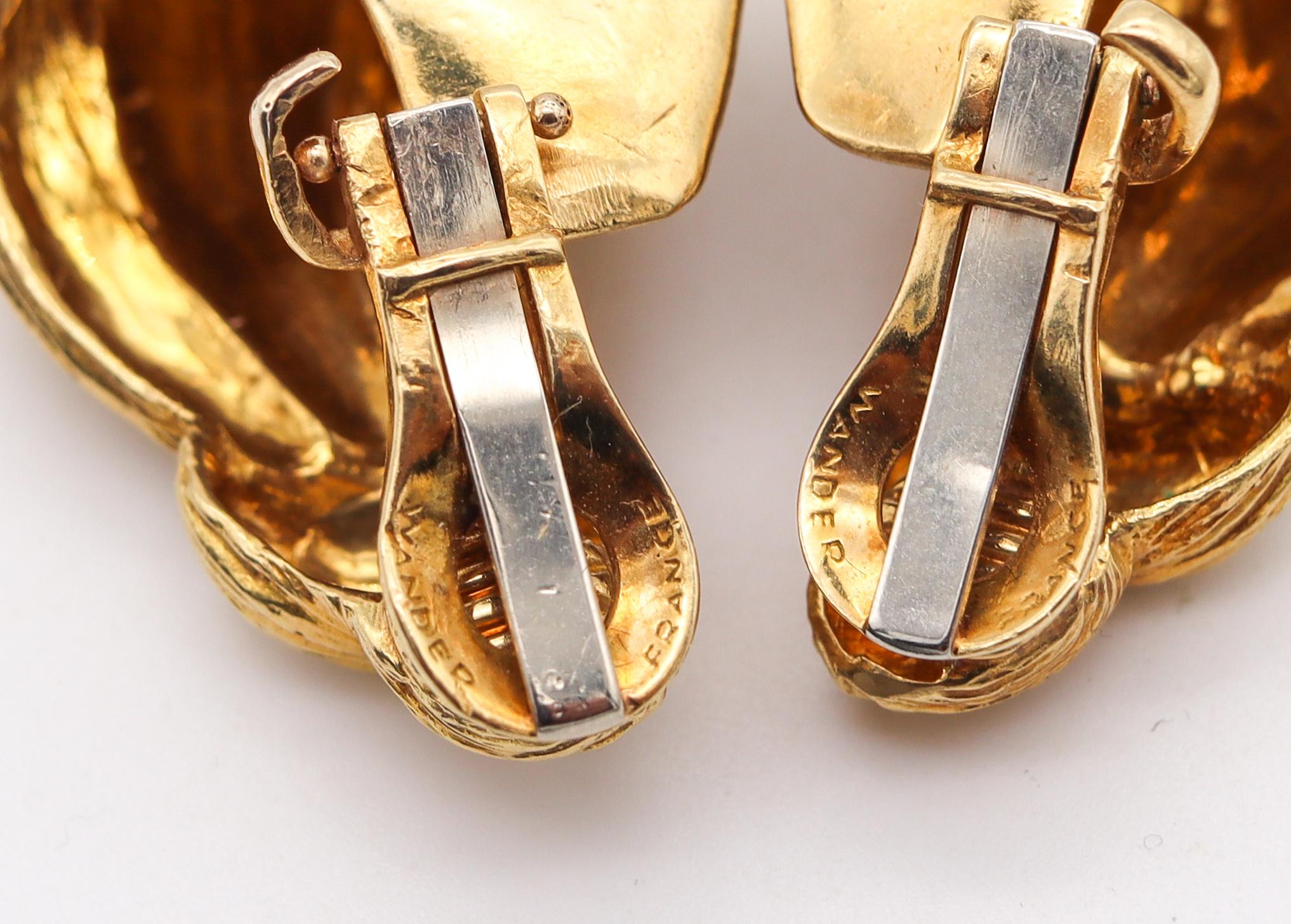 Wander France 1960 Modernist Wrapped Knots Clips Earrings Solid 18Kt Yellow Gold For Sale 1