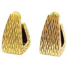 Wander France  Modern 18k Gold Geometric Clip-On Earrings