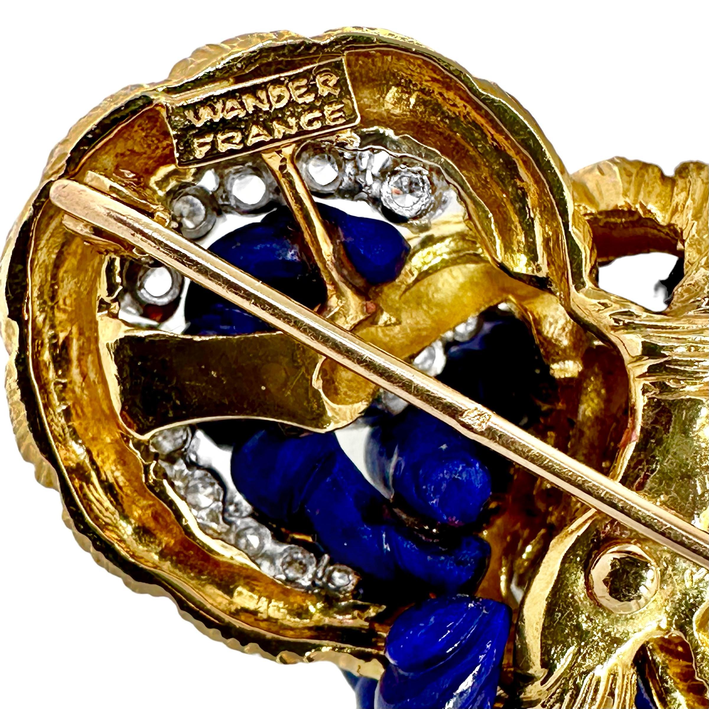 Women's Wander France Yellow Gold Knot Brooch with Diamonds and Lapis Lazuli For Sale