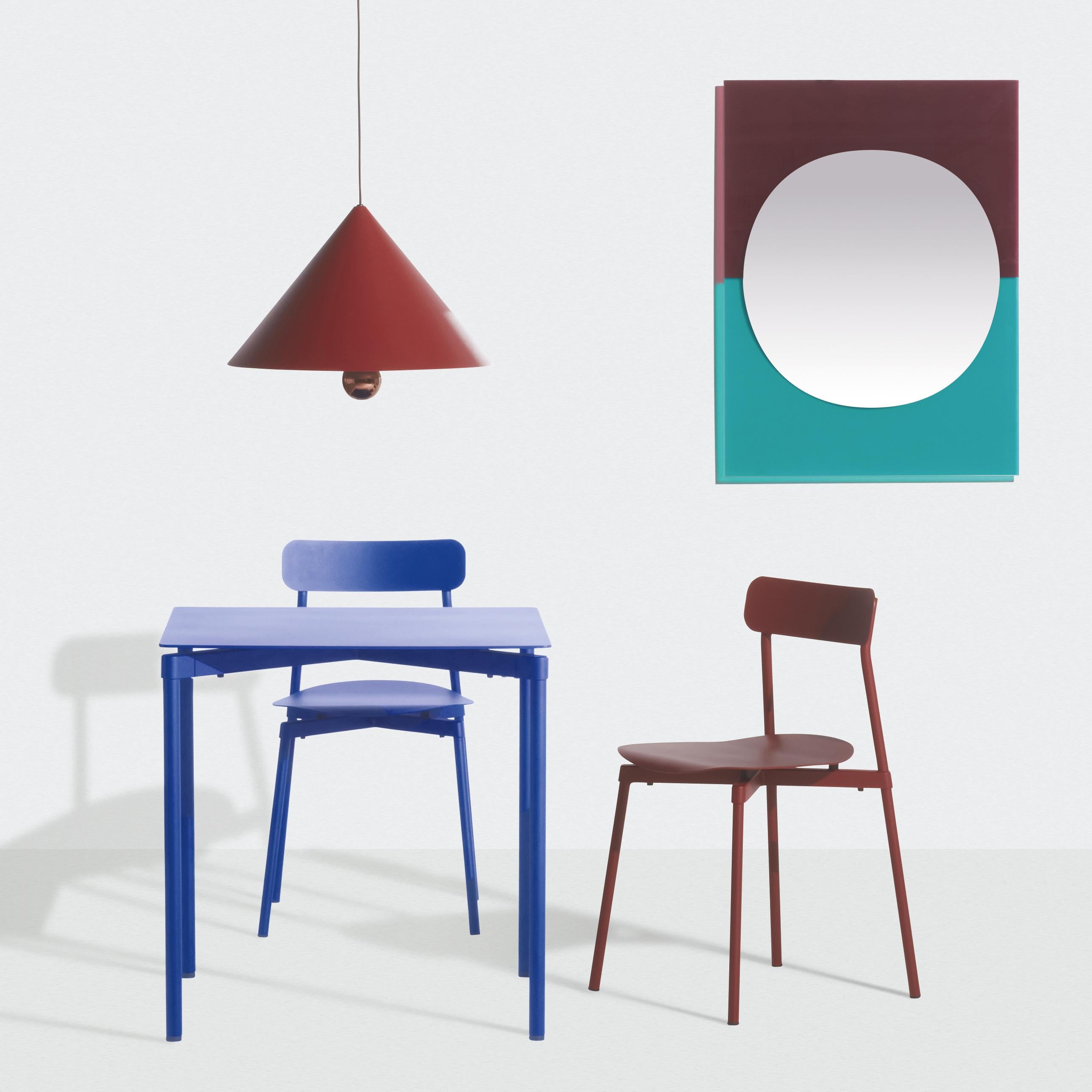 The Wander Medium Mirror from Petite Friture is available in three different color combinations, offering a variety of creative possibilities. They invite the mind to escape into a graphic, playful space. The collection is designed as a window to