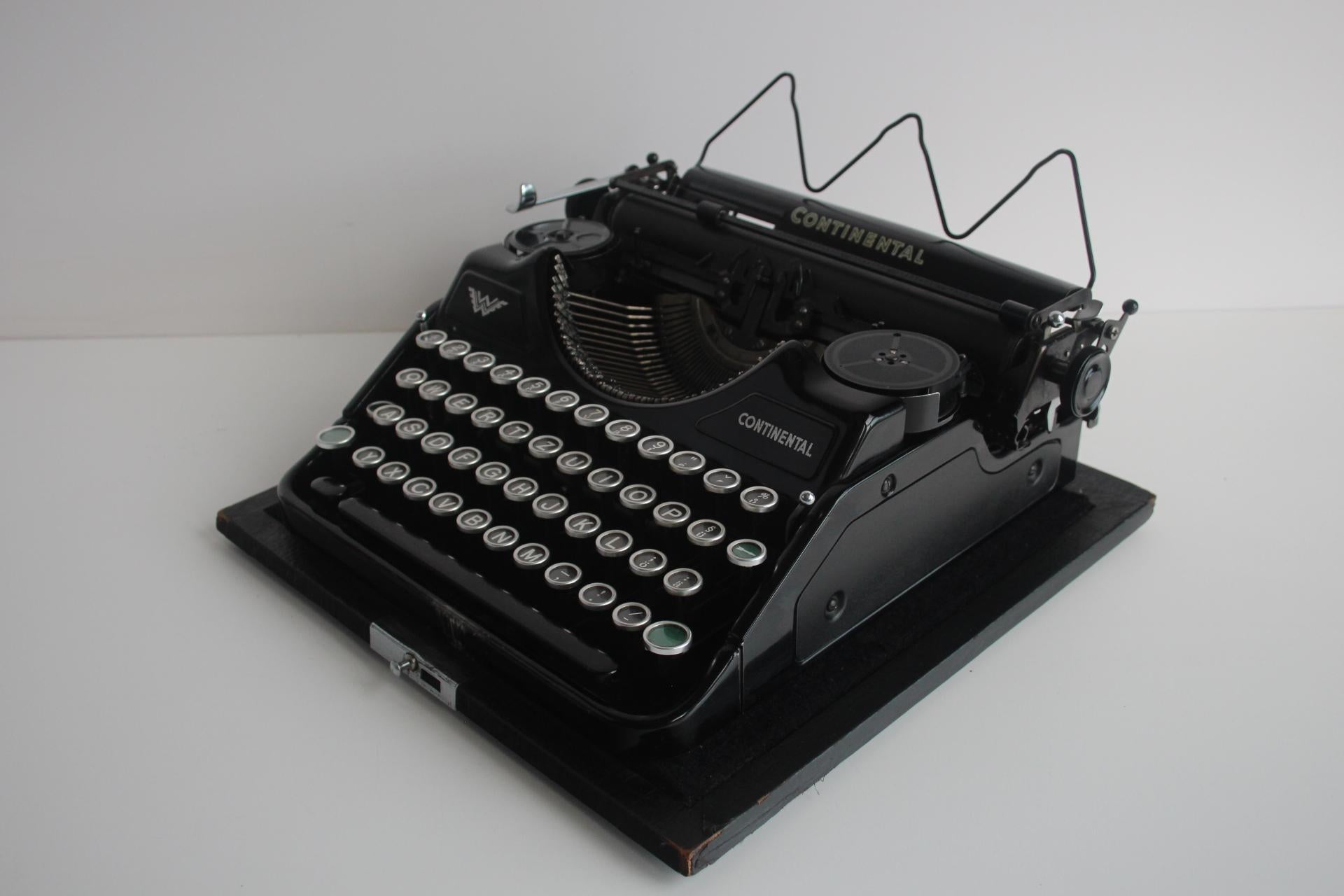 Macchina da scrivere Wanderer 