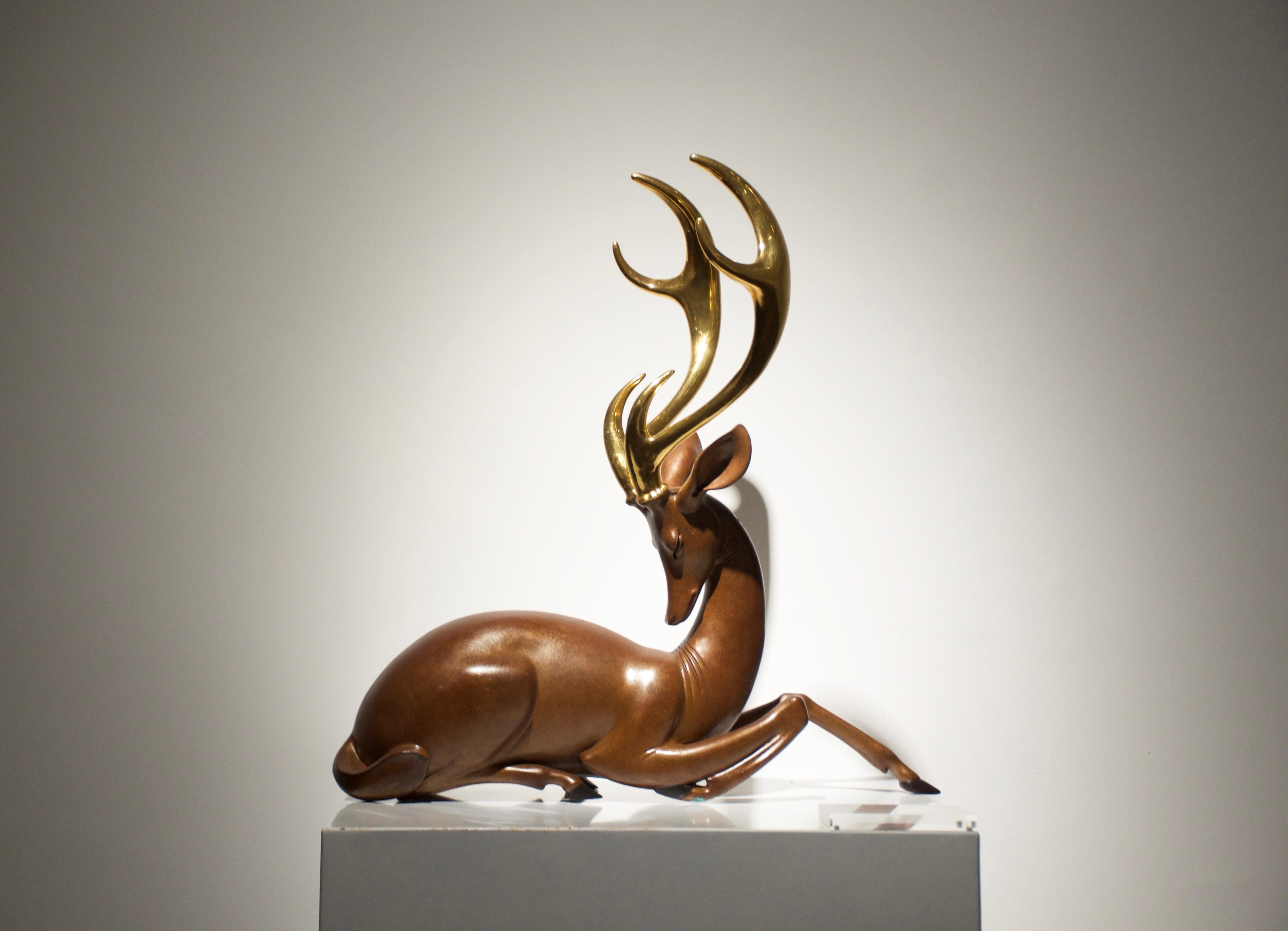 Wang Dapeng  Figurative Sculpture - Contemporary Animal Sculpture by Wang Dapeng- Sleeplessness