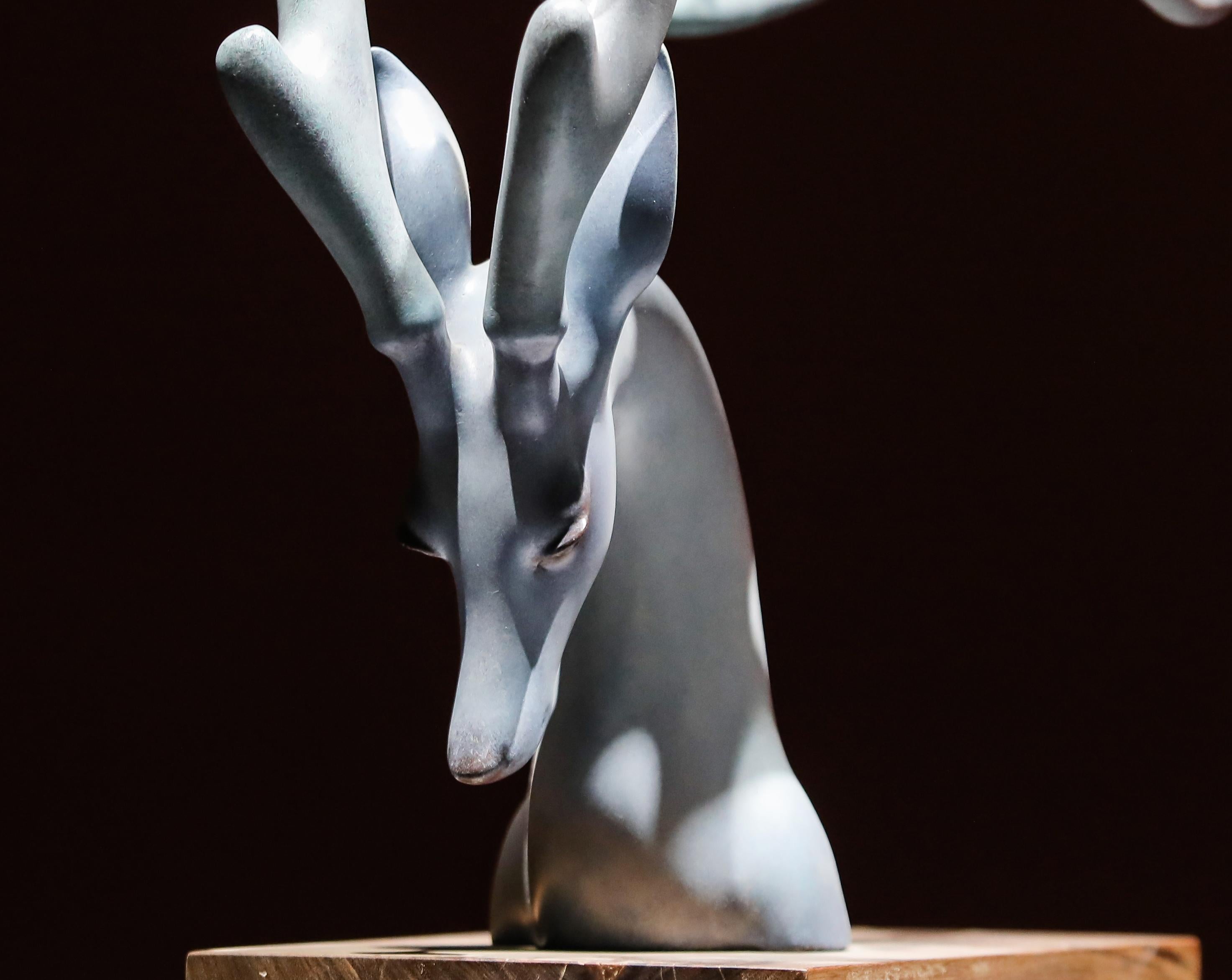 This sculpture by Wang Dapeng is signed and numbered. Edition 45/50

Wang Dapeng is a contemporary Realist sculptor. He makes images of spiritual animals – mainly includes deer, dragon, horse, tiger. Combining organically the poetry and sculpture,