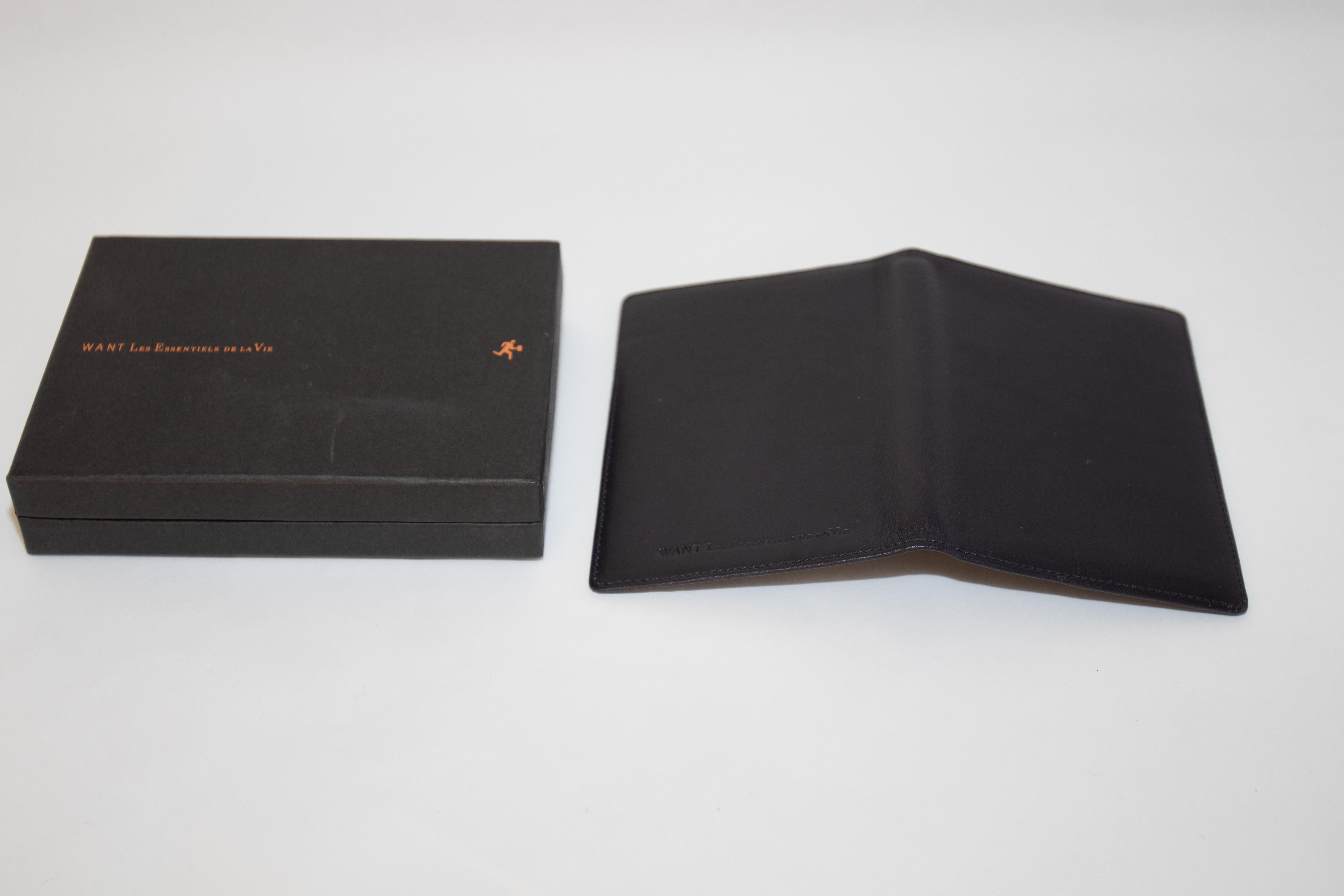 Want Les Essentiels de la Vie Black Leather Passport Cover For Sale 1