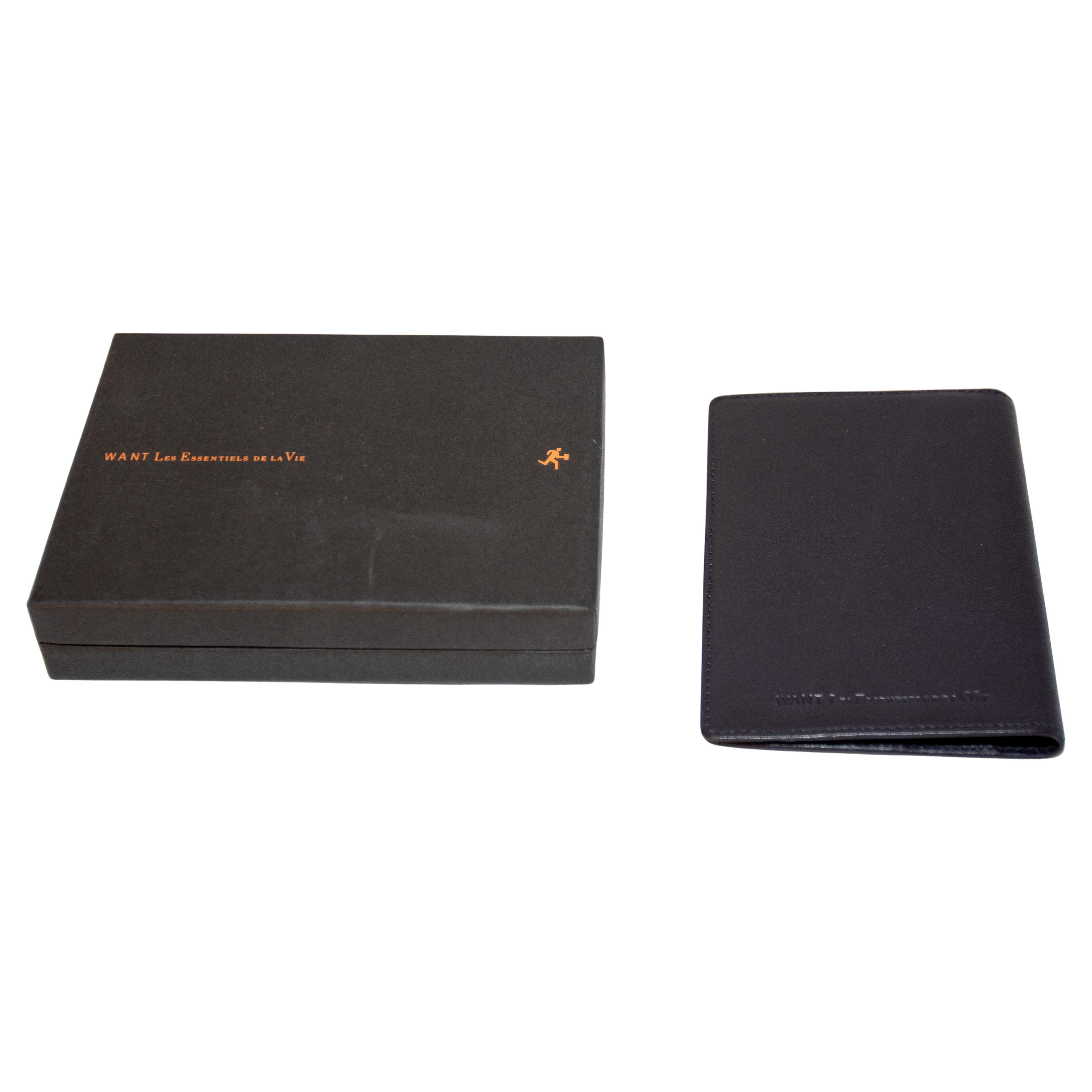 Want Les Essentiels de la Vie Black Leather Passport Cover