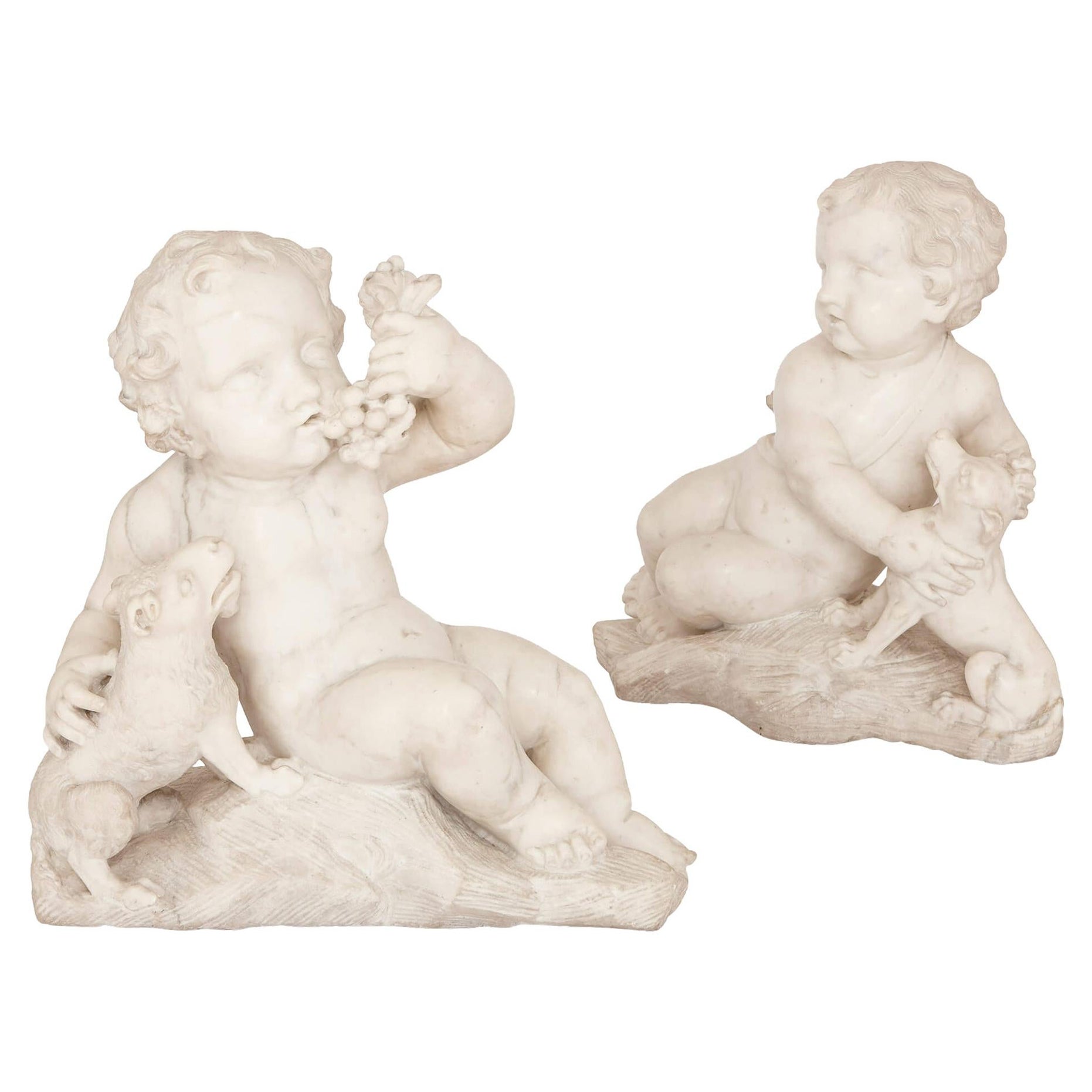 Guerre et paix , paire de statuettes italiennes anciennes en marbre en vente