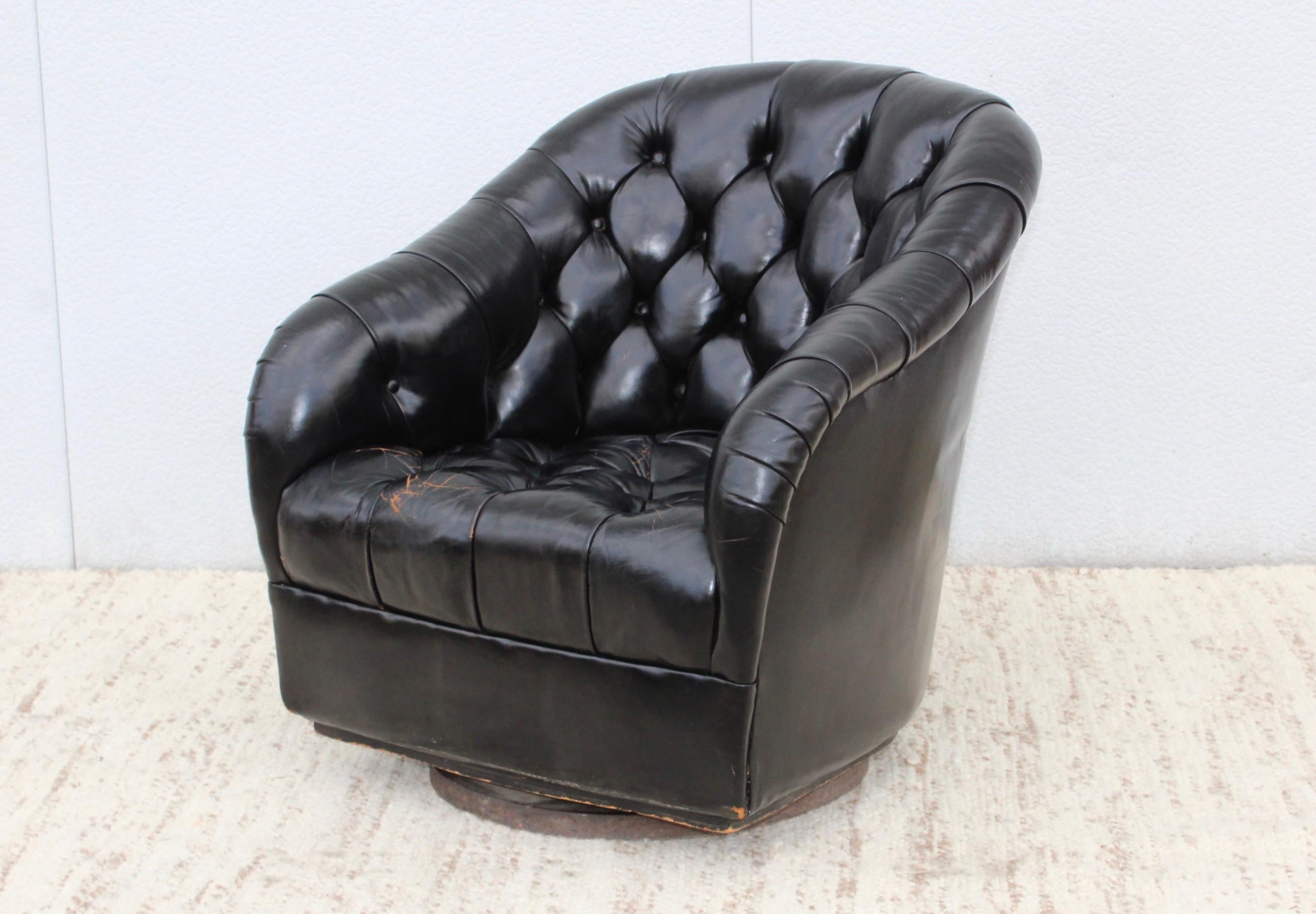 Mid-Century Modern Ward Bennett Black Leather Swivel Club Chair