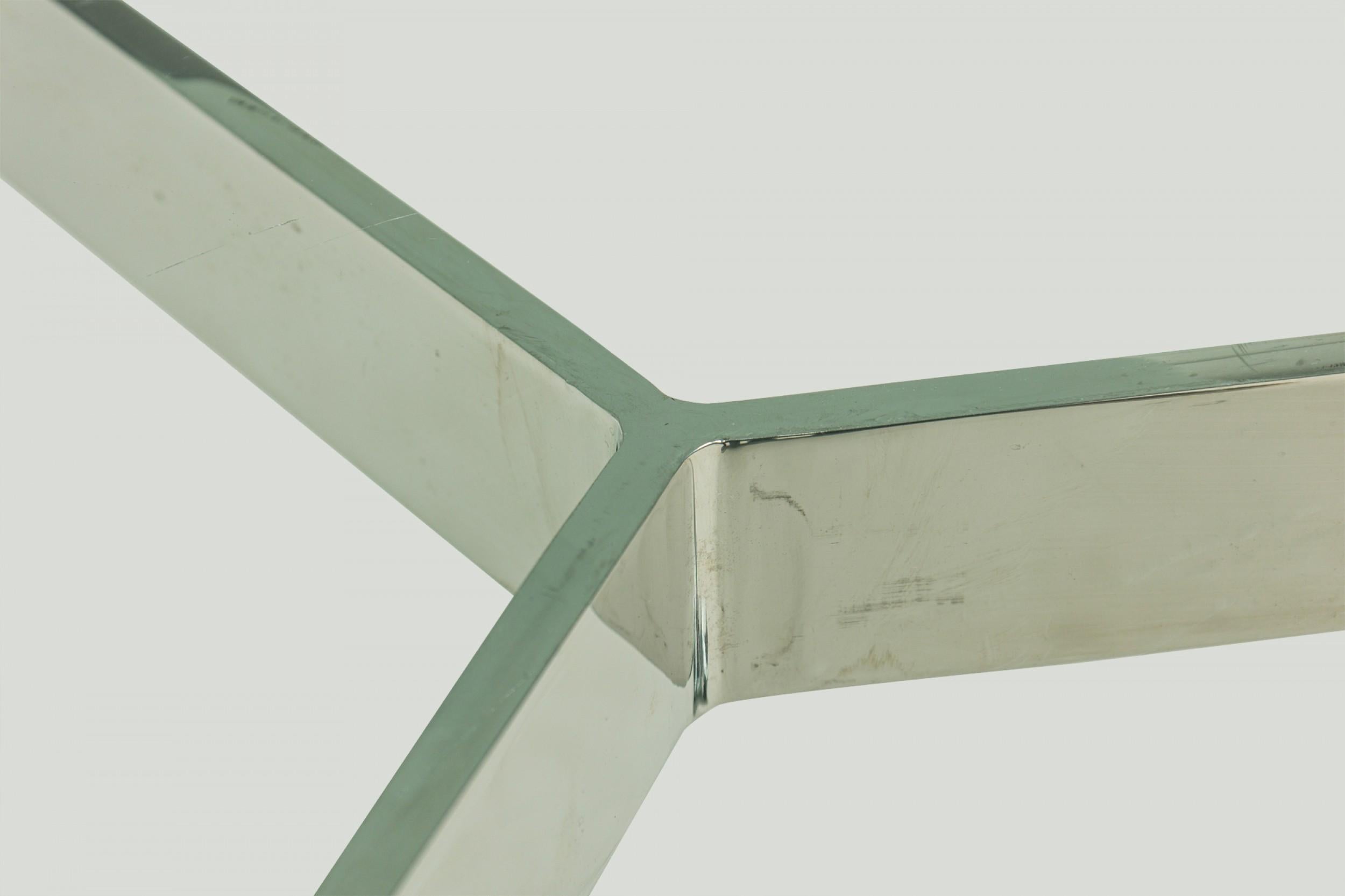 Ward Bennett  Runder Couchtisch aus Glas und verchromtem Stahl im Angebot 3
