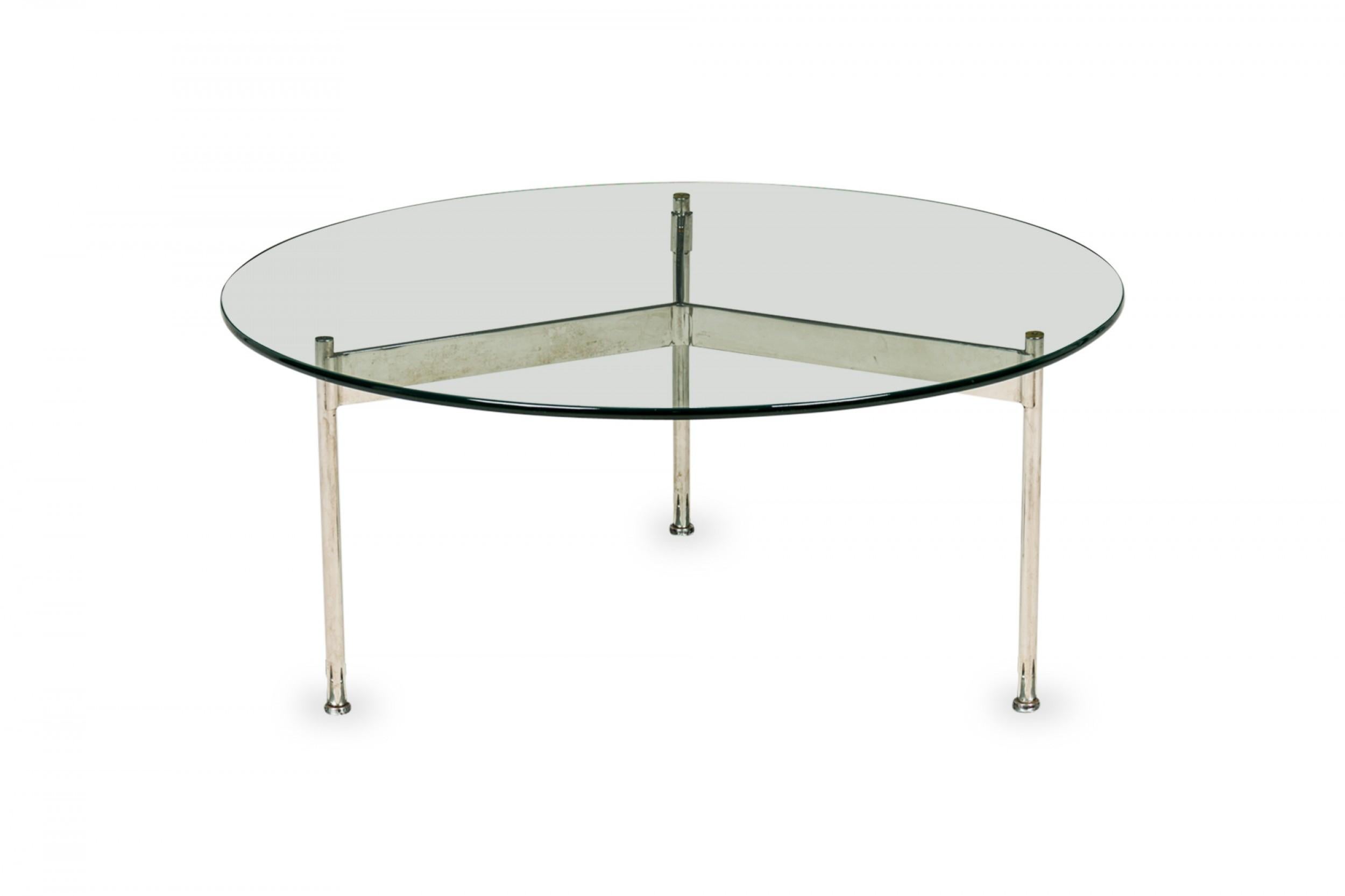 Ward Bennett  Circular Glass and Chrome Plated Steel Coffee Table In Good Condition For Sale In New York, NY