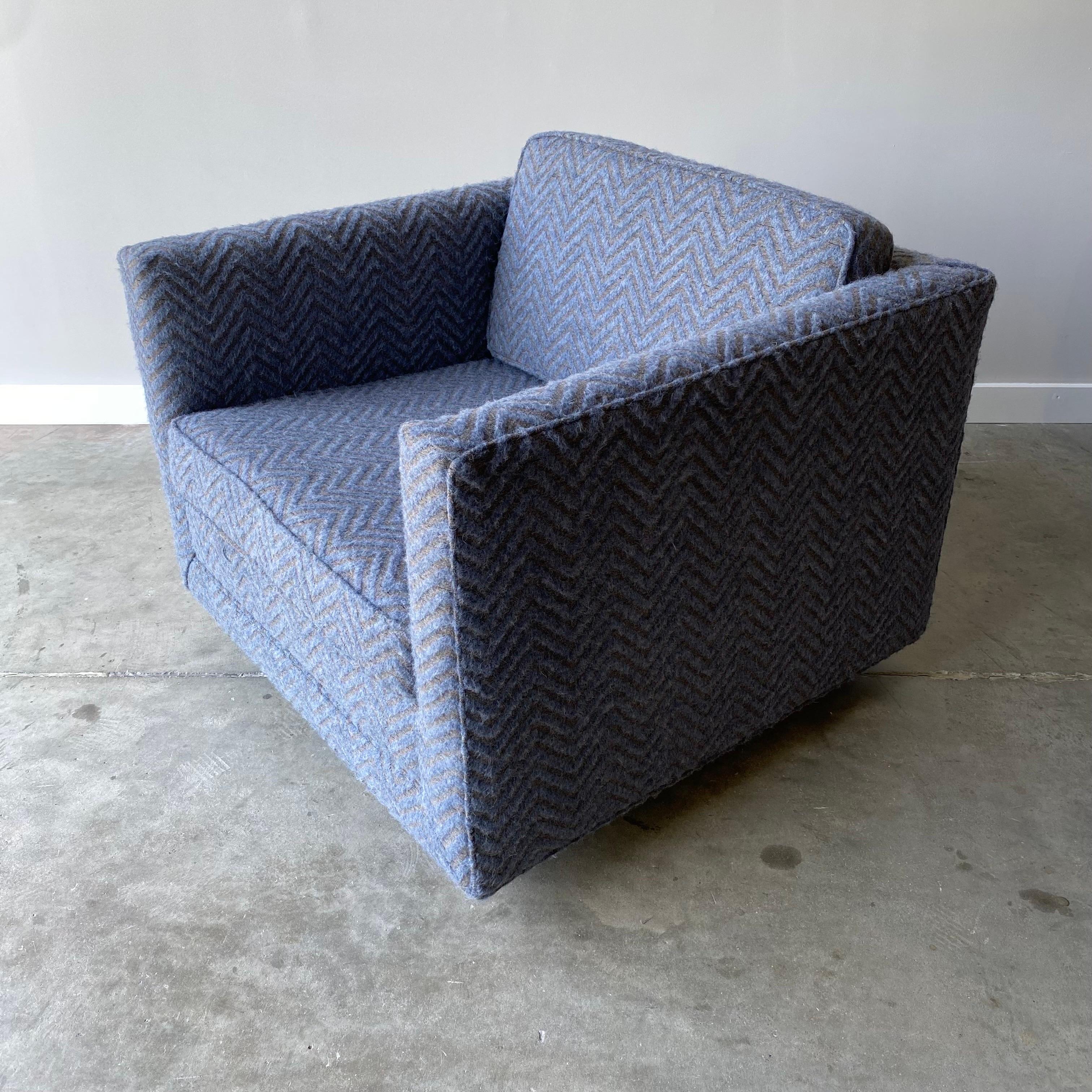 Nord-américain Paire de fauteuils de salon cubiques Ward Bennett, meubles Brickel en vente