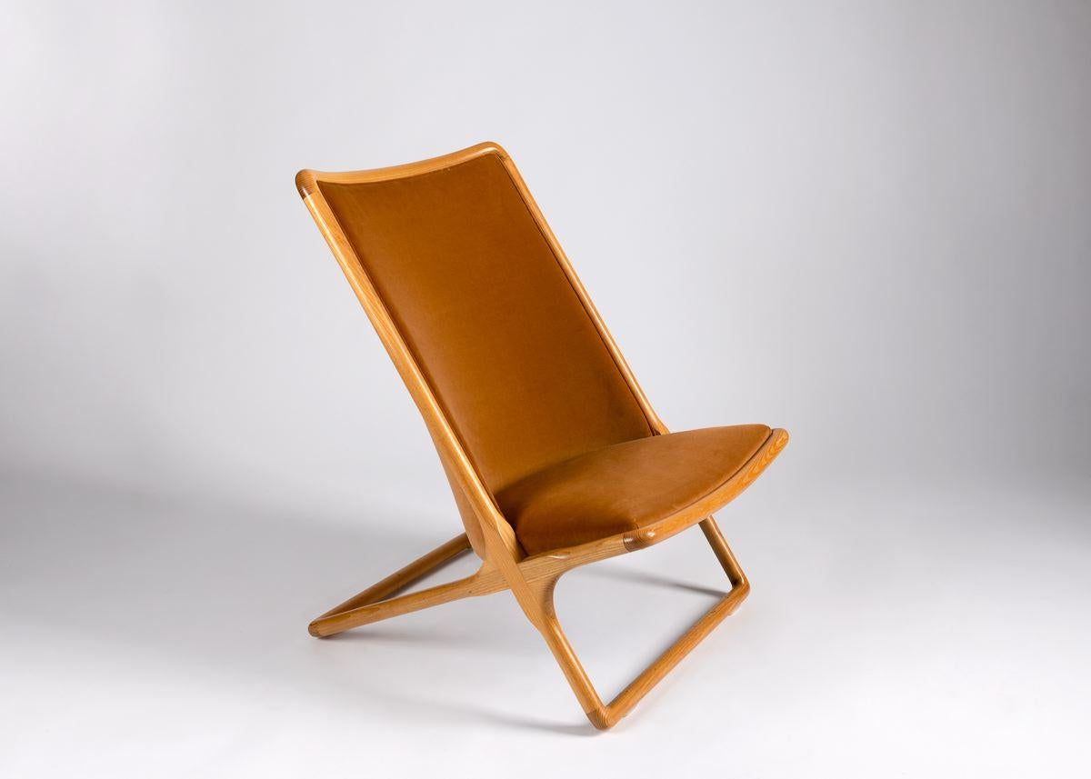 Mid-Century Modern Ward Bennett, Pair of Scissor Lounge Chairs, United States, 1968