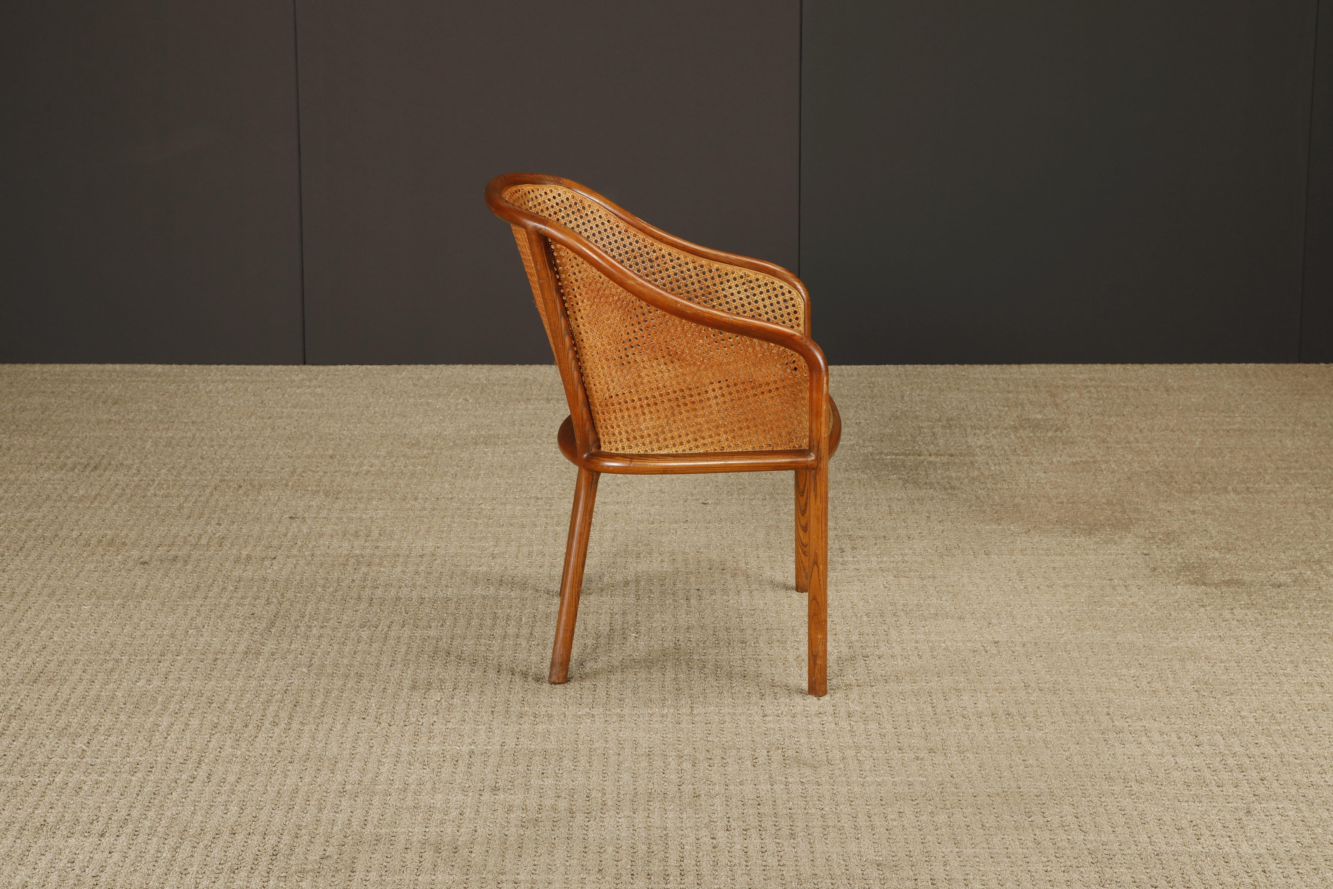 Sillón de caña y roble curvado al vapor Ward Bennett para Brickel Associates, c. 1970 en venta 4