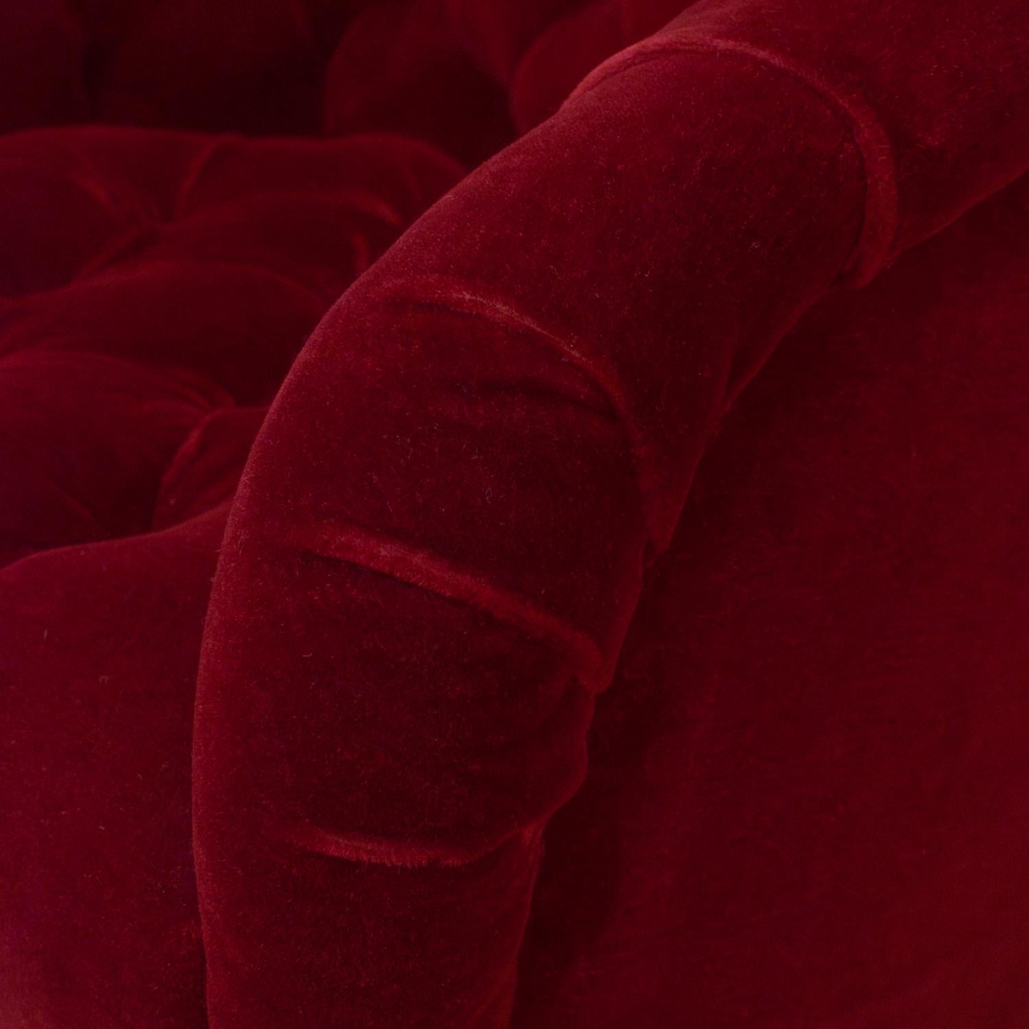 Ward Bennett Soberbio Par de Sillones Giratorios Acolchados de Terciopelo Rojo Años 70 Hecho a mano