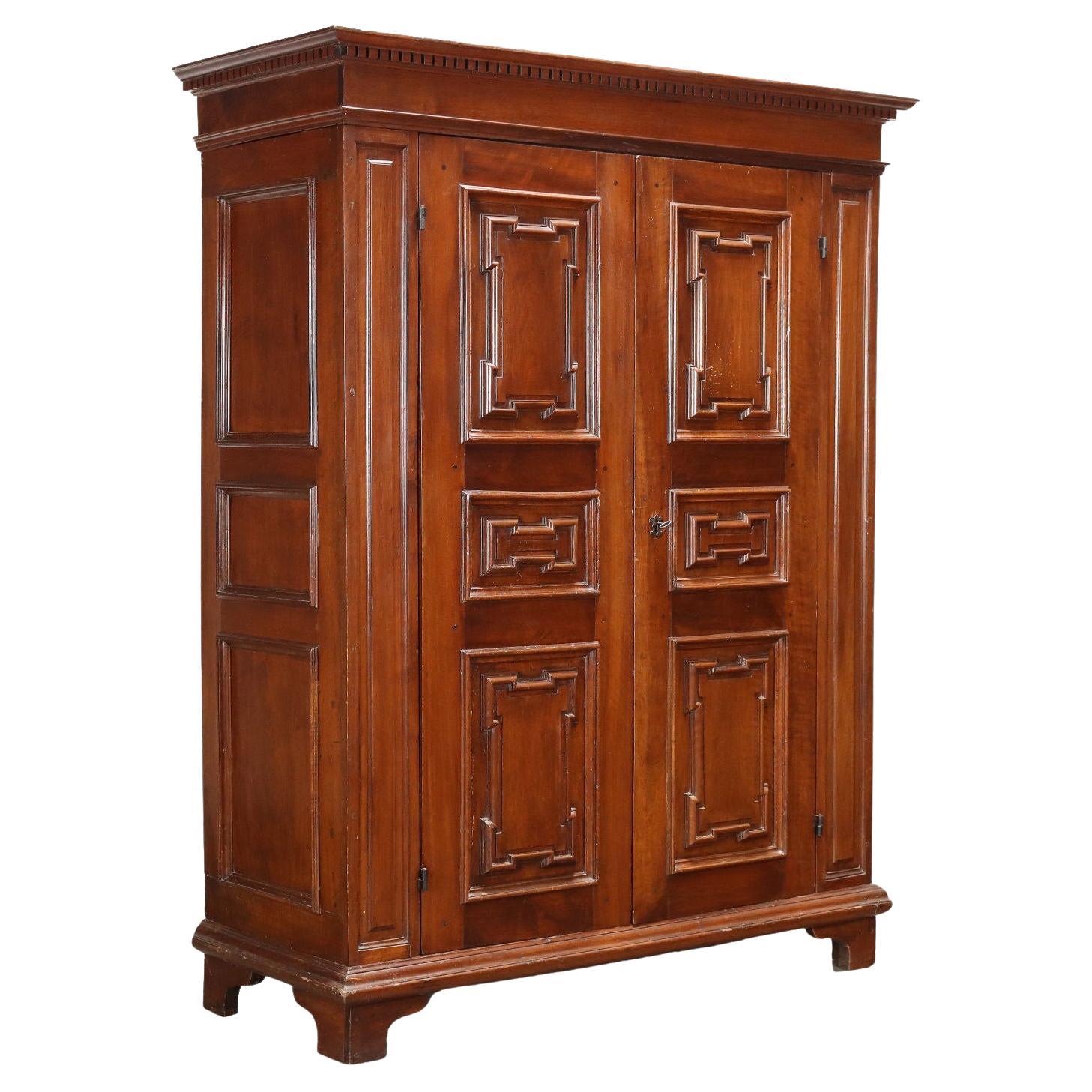 Wardrobe Baroque Walnut, Italy, 18th Century For Sale