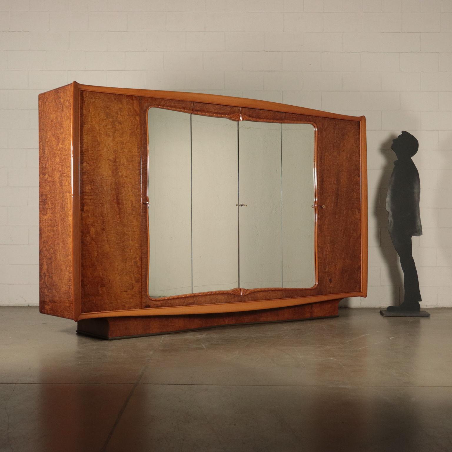 Wardrobe with swing doors; burl veneered wood with polyester finishing and mirror. Good conditions, shows small signs of wear.