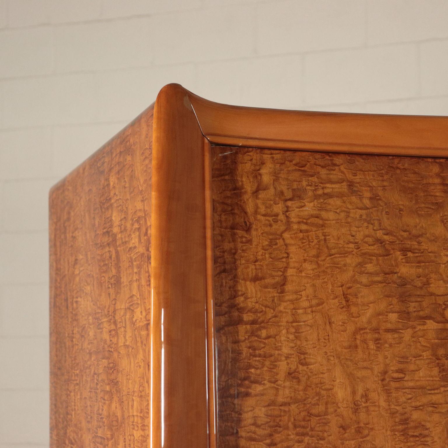 Italian Wardrobe, Burl Veneer Polyester and Mirror, Italy, 1950s