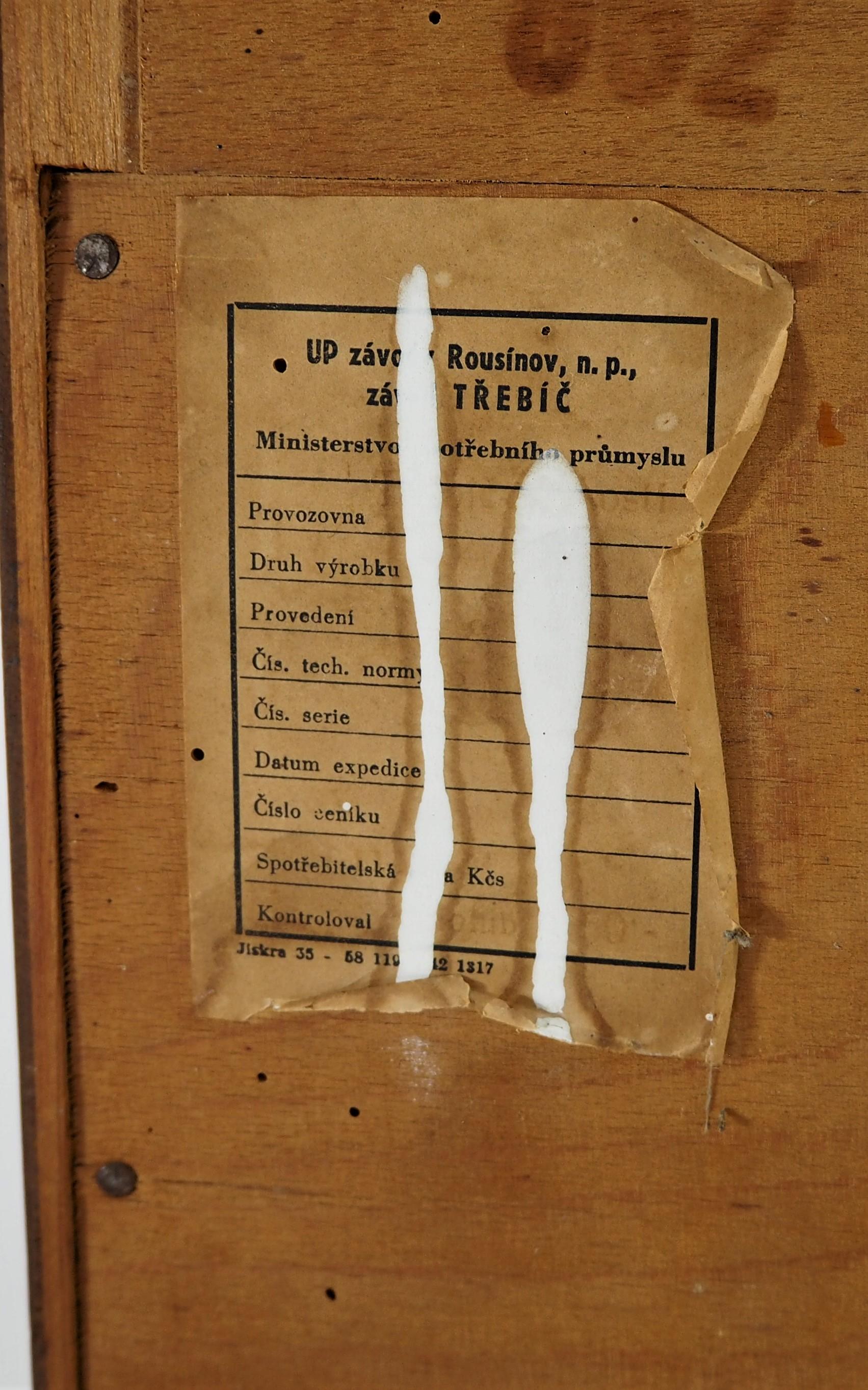 Garderobe von Jindřich Halabala für UP Závody, 1950er Jahre 4