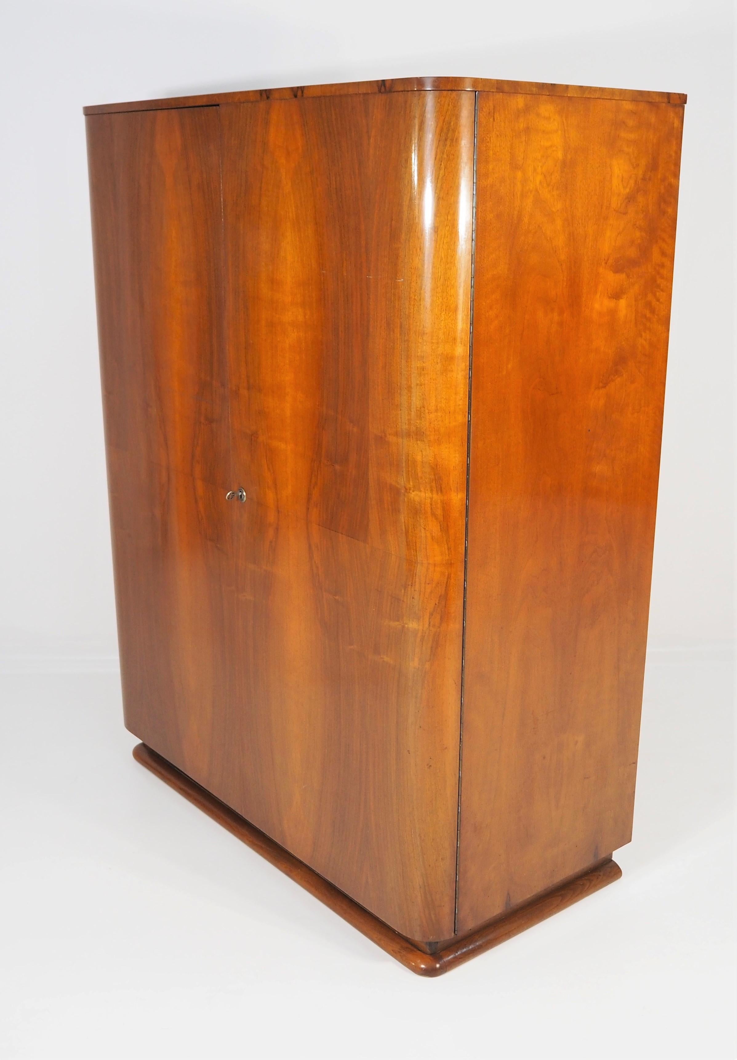 Garderobe von Jindřich Halabala für UP Závody, 1950er Jahre 1