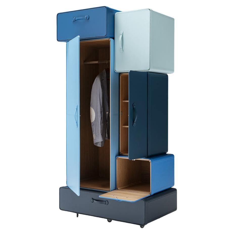 Wardrobe Casamania 
Horm Valises design Maarten De Ceulaer - Blue