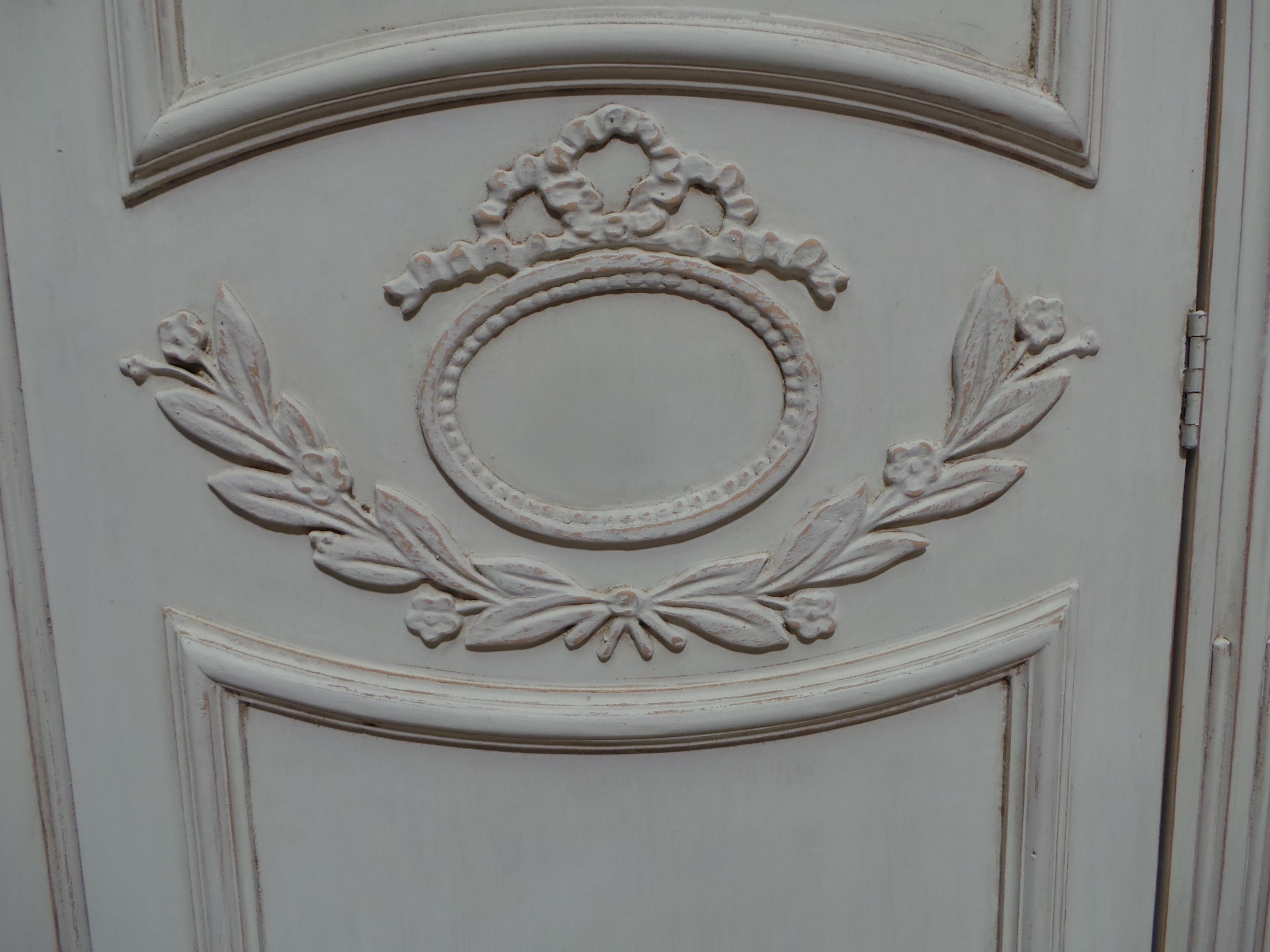 Gustavien Armoire gustavienne en vente