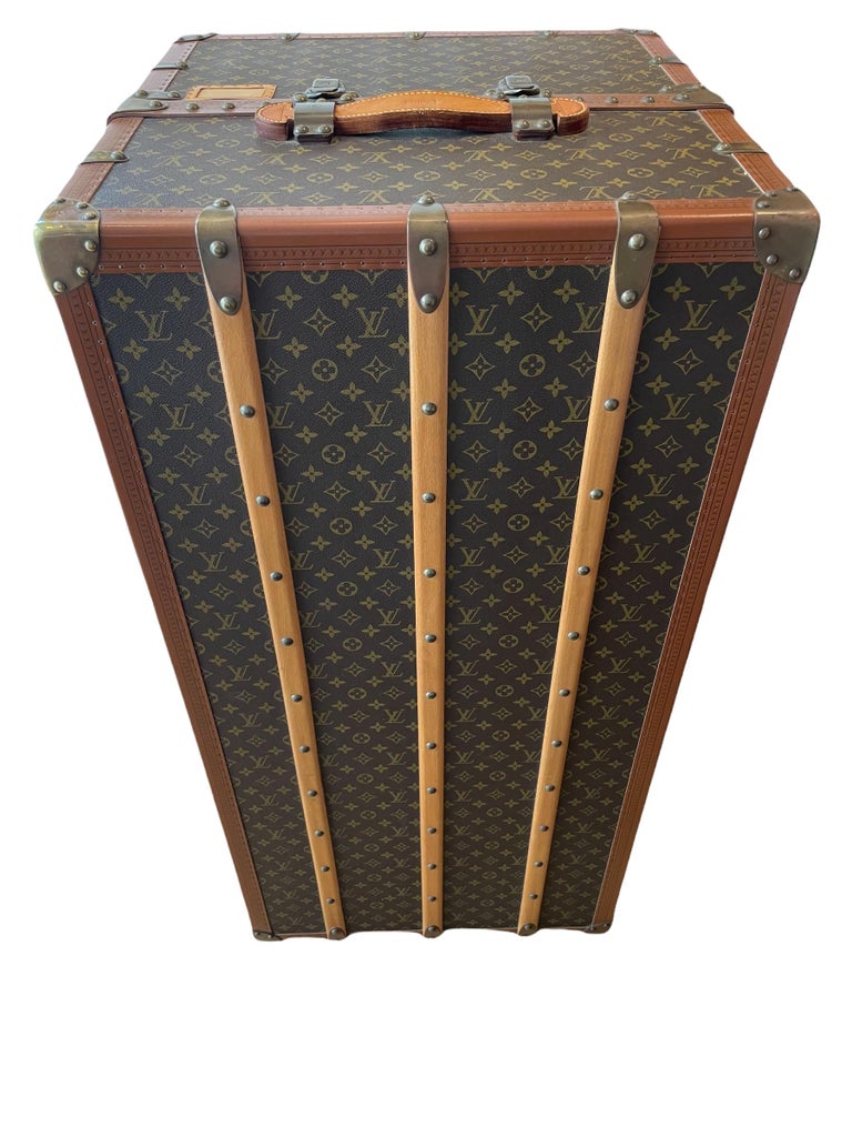 Louis Vuitton wardrobe trunk - Malle2luxe