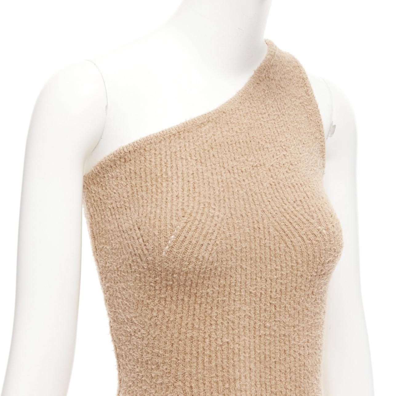 WARDROBE NYC HAILEY BIEBER HB tan fuzzy knit cotton one shoulder mini dress S
Reference: LNKO/A02391
Brand: Wardrobe NYC
Collection: WARDROBE.NYC x Hailey Bieber collaboration
Material: Cotton, Blend
Color: Tan Brown
Pattern: Solid
Closure: Slip