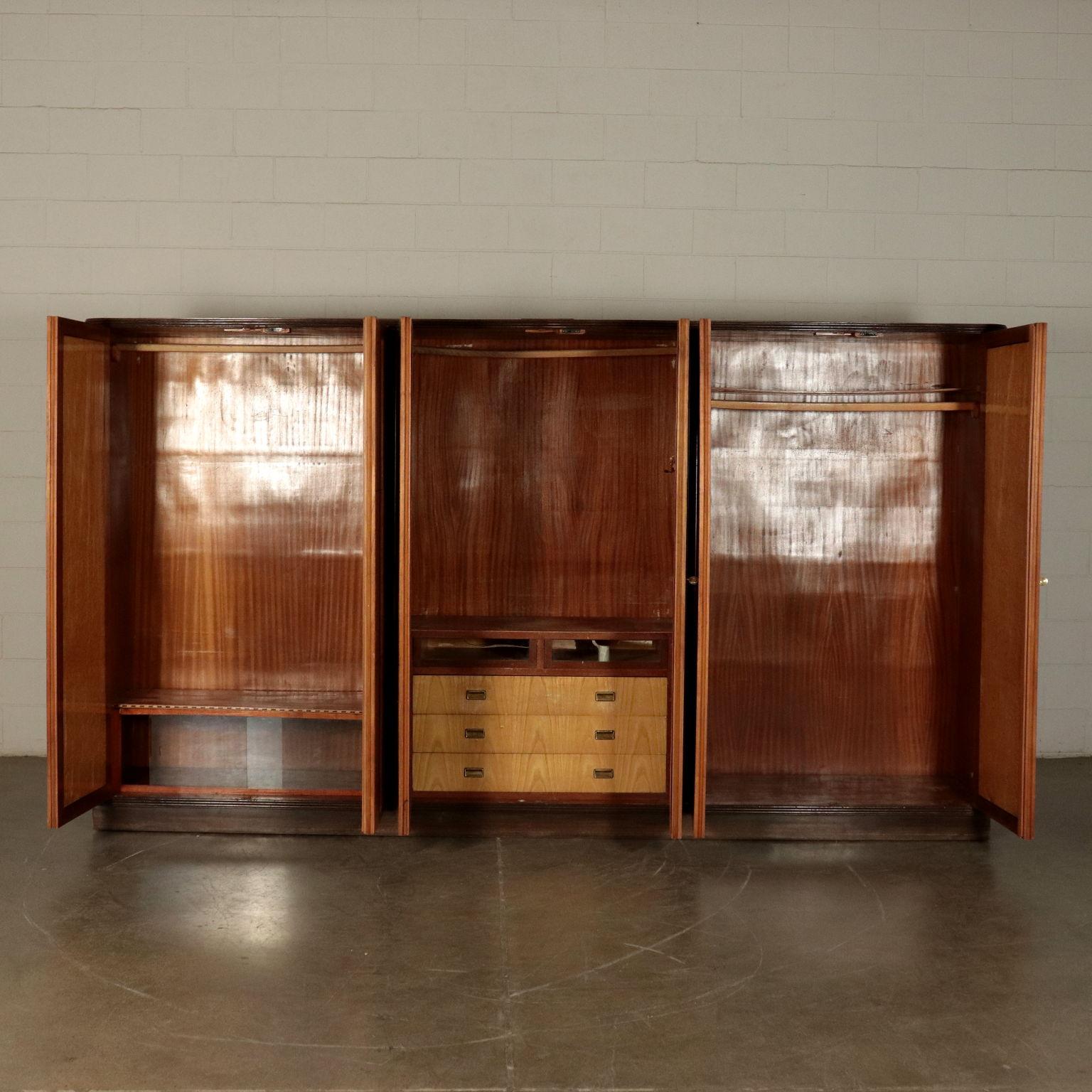 1940s wardrobe