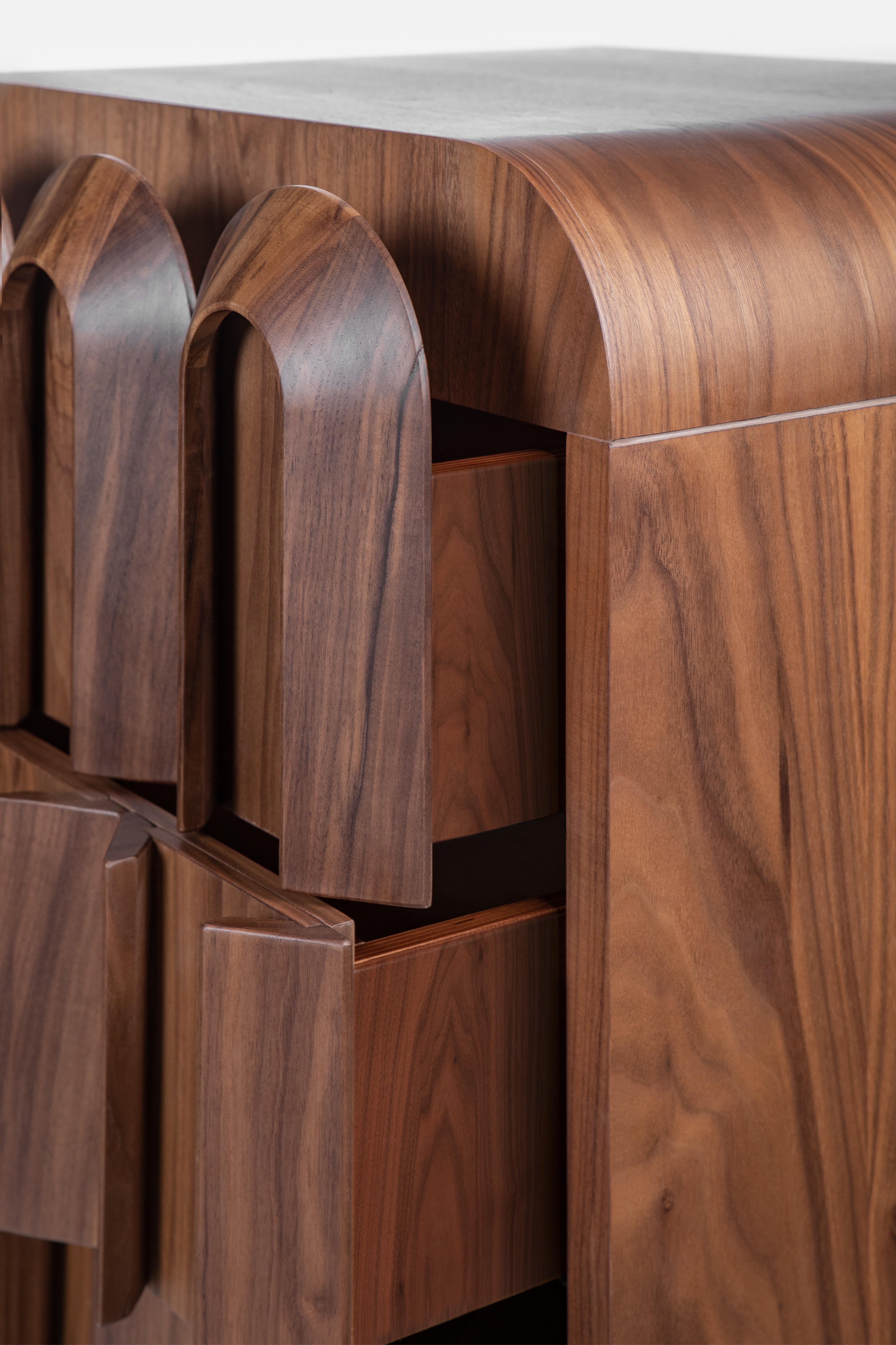 Italiano Credenza Arcate, in noce canaletto di Accardibuccheri Medulum per Medulum in vendita