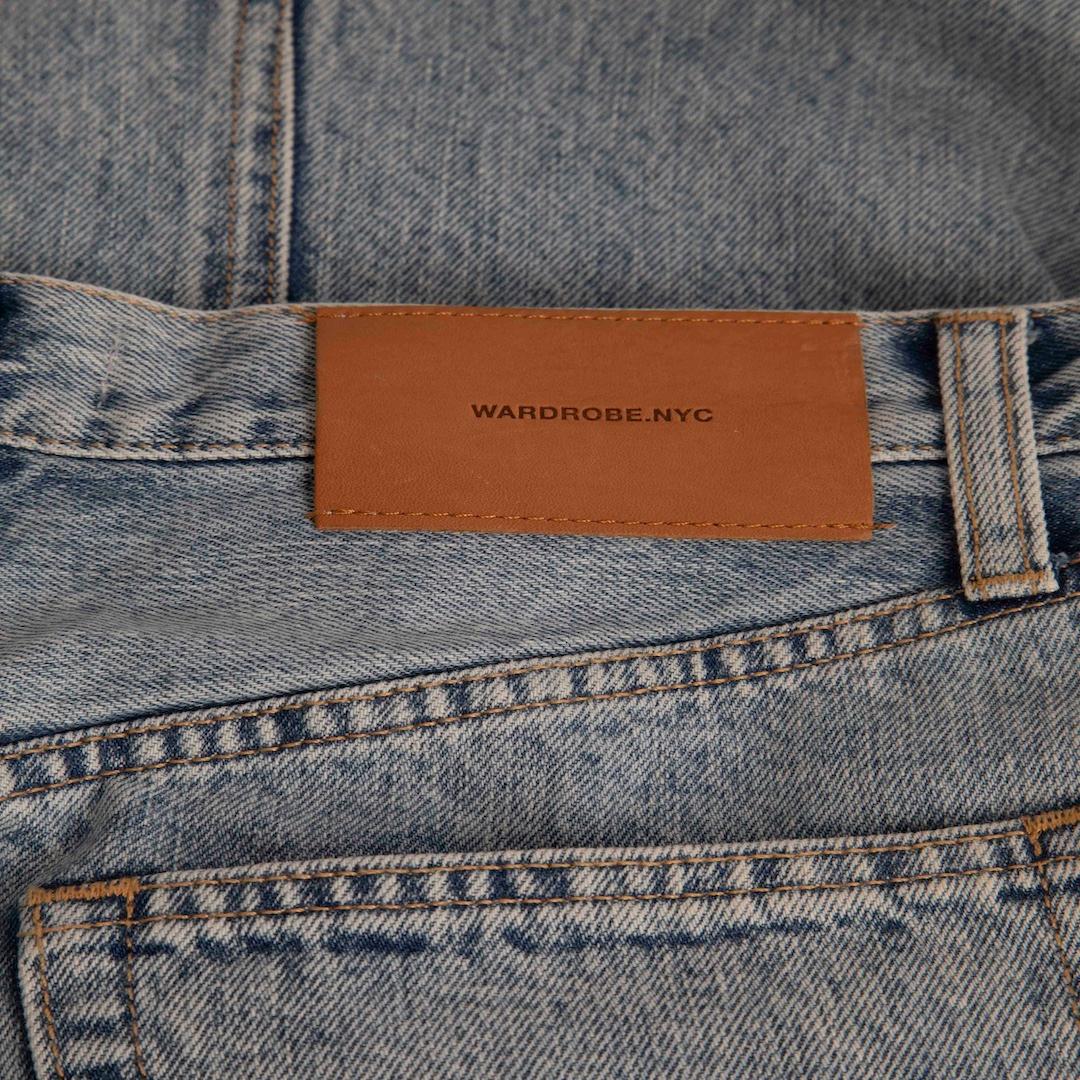 Wardrobe.NYC Maxifalda ajustada vaquera azul Talla S Gris en venta