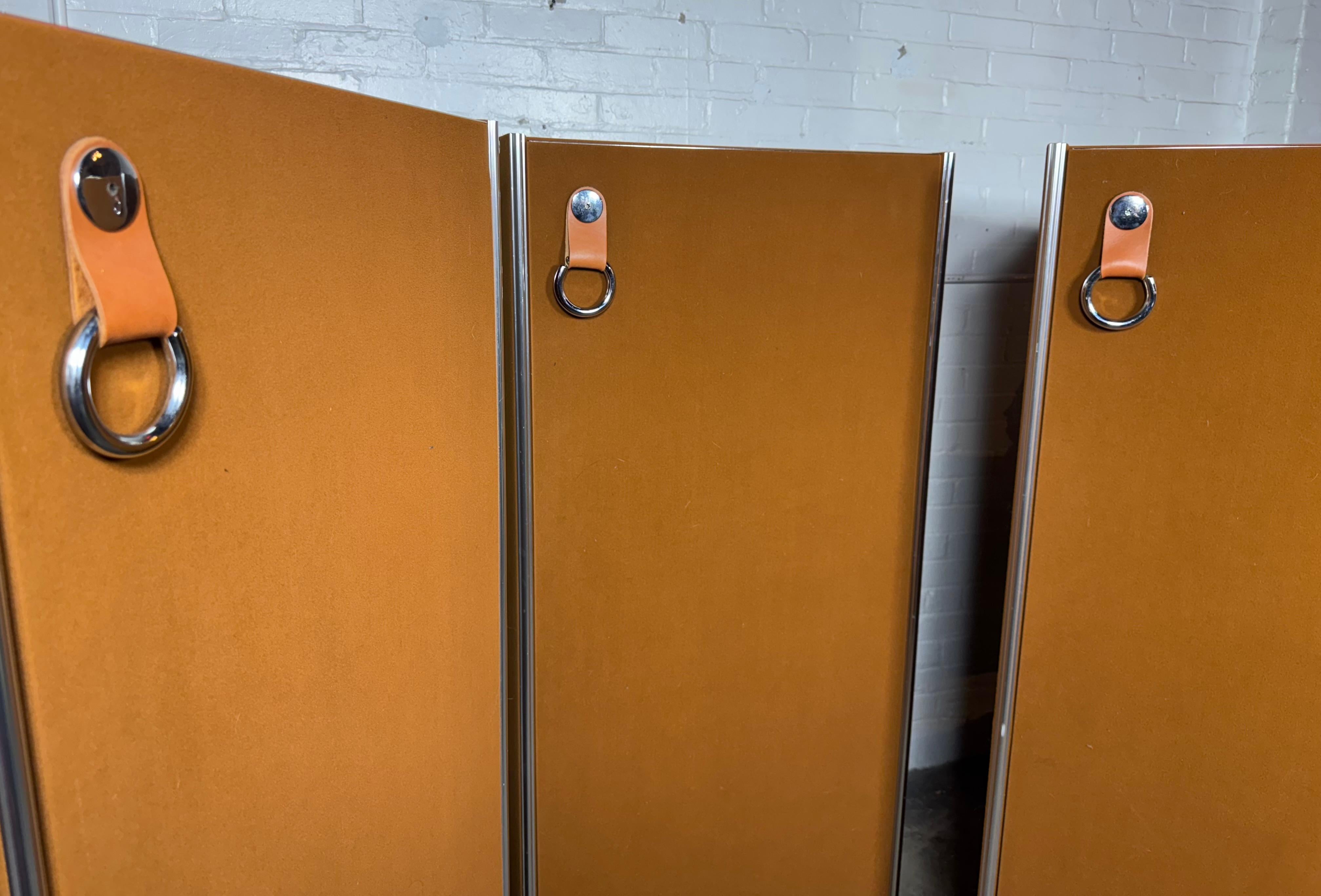 Wardrobes/ Pumpkin Suede by I4mariani  Guido Faleschini, Italy, 1960s, Set of 3 In Good Condition For Sale In Buffalo, NY