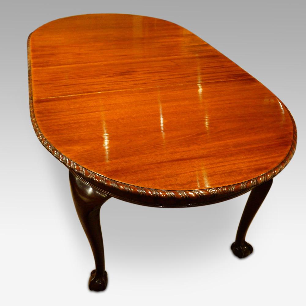 Waring and Gillow Mahogany Extending Dining Table For Sale 8