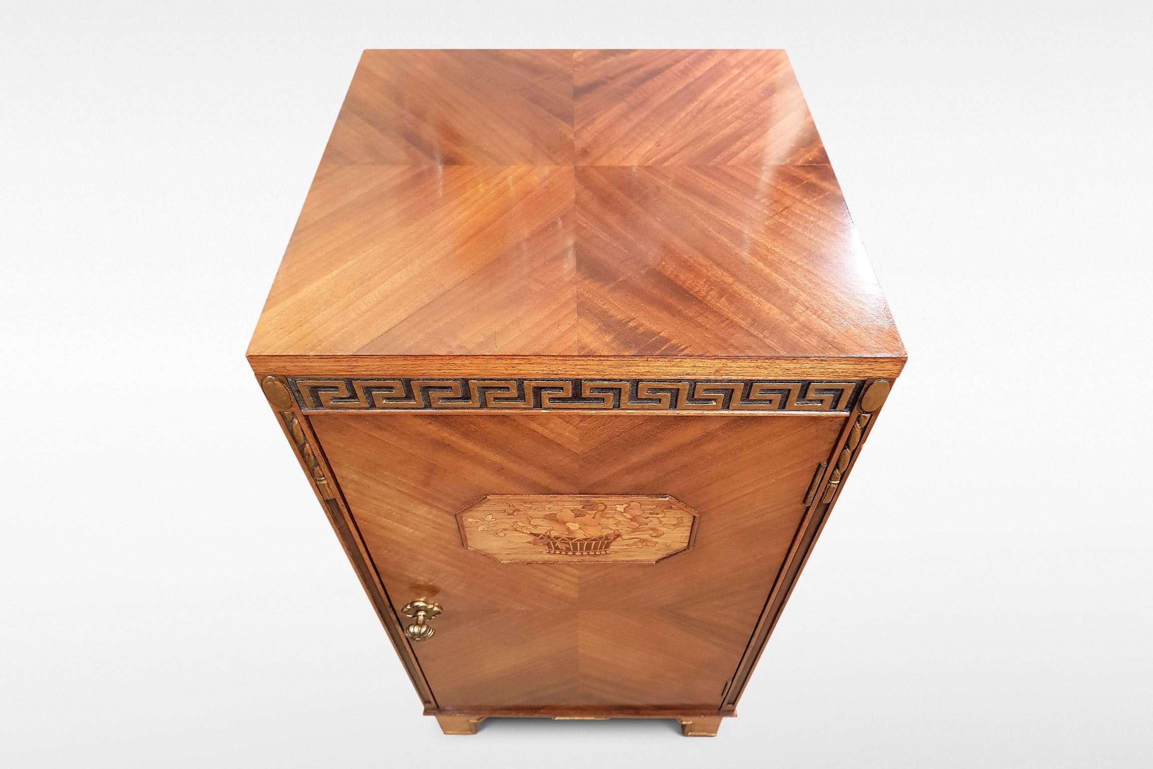 Waring & Gillow Art Deco Bedside Cabinet In Good Condition In Kent, GB