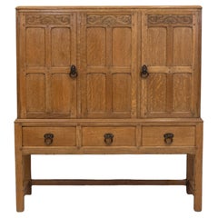 Waring & Gillow Oak Cotswold School Manner Arts And Crafts Cabinet Circa 1920