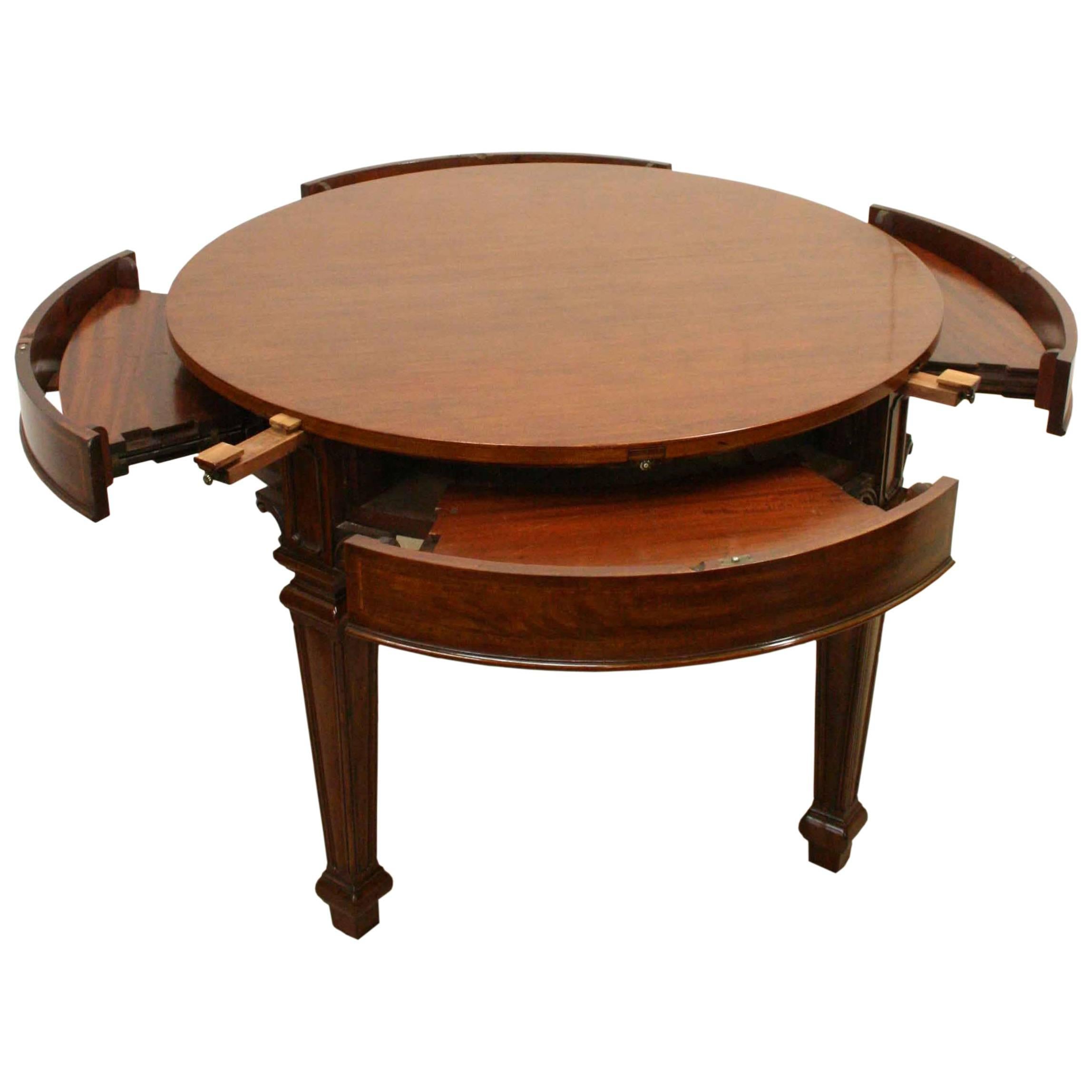 Waring & Gillows Mahogany Circular Dining Table For Sale 3