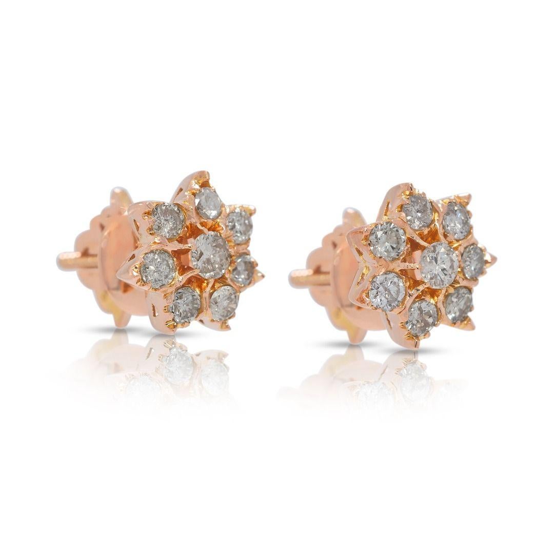 Taglio rotondo Warm 0.86ct Brown Natural Diamond Stud Earrings in 18K Rose Gold in vendita